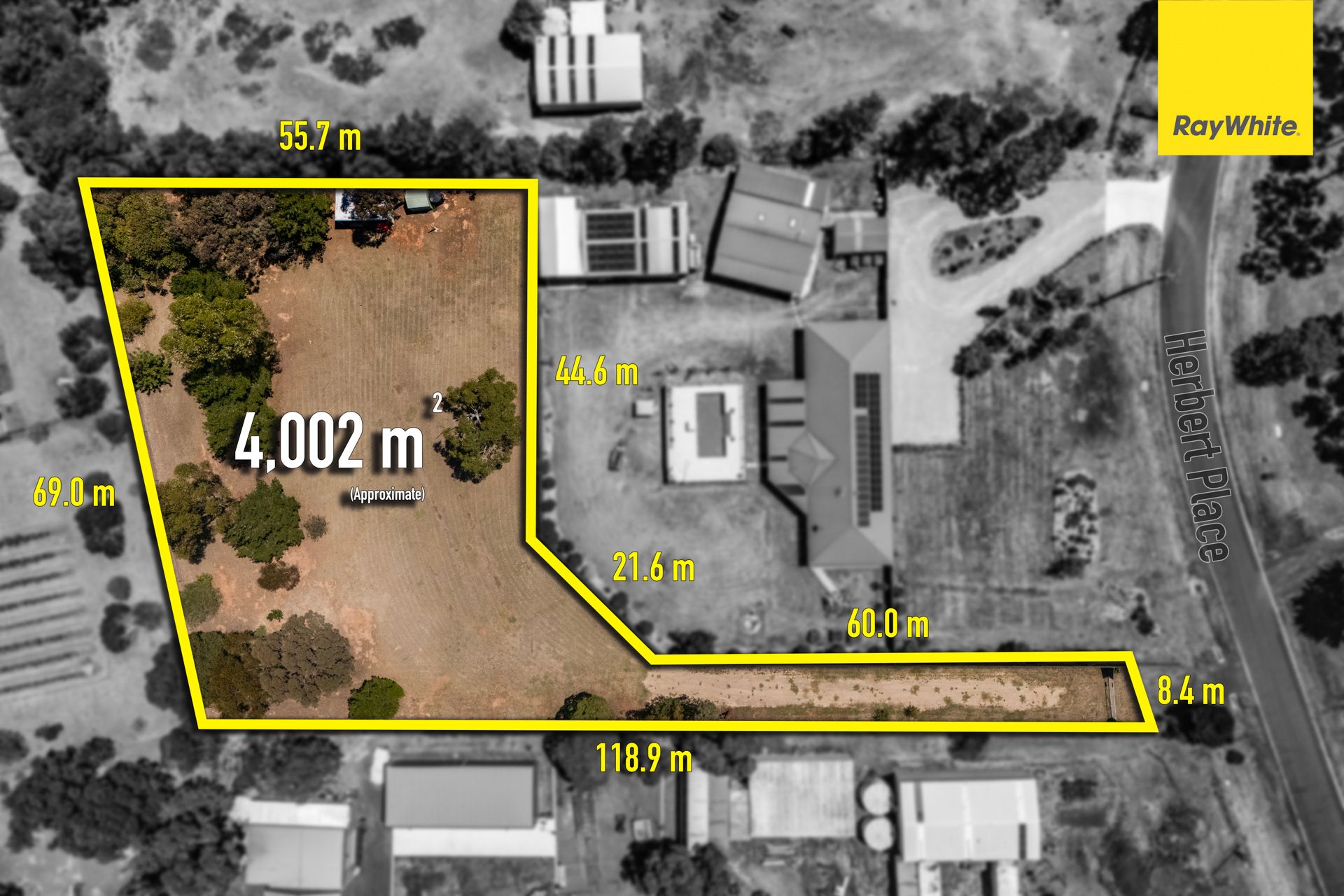 2A Herbert Place, Kurunjang, VIC 3337