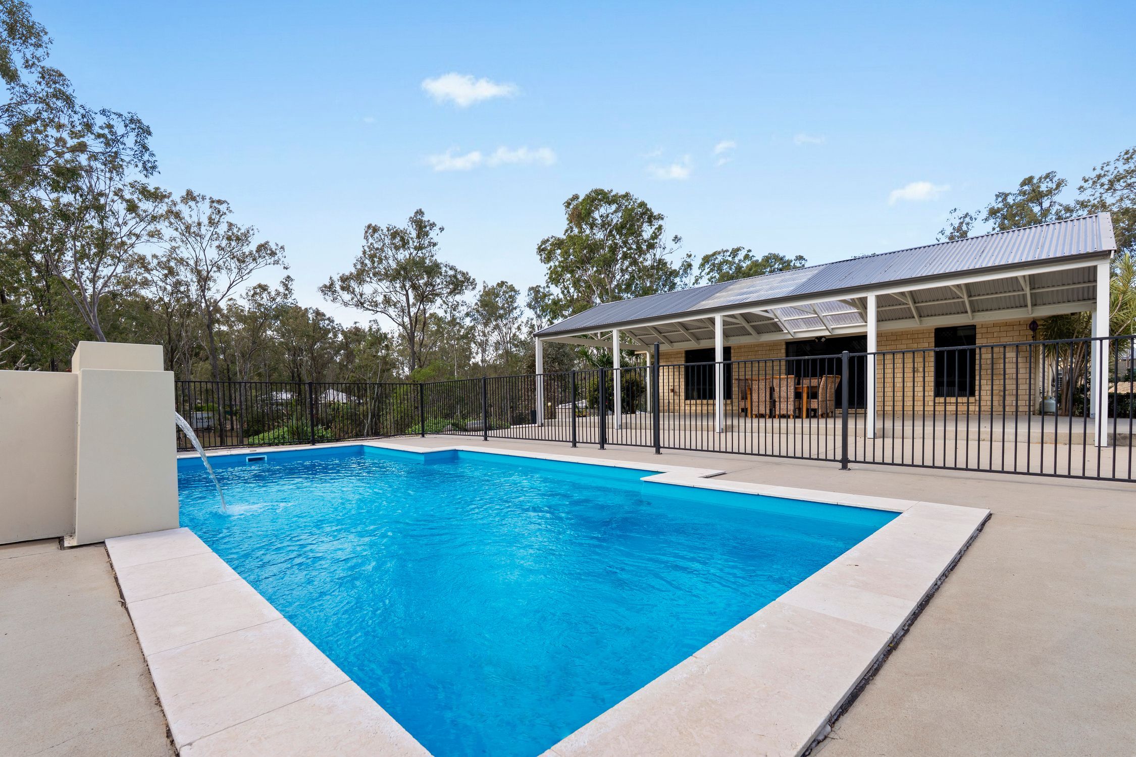 19 Bucknall Court, Regency Downs, QLD 4341