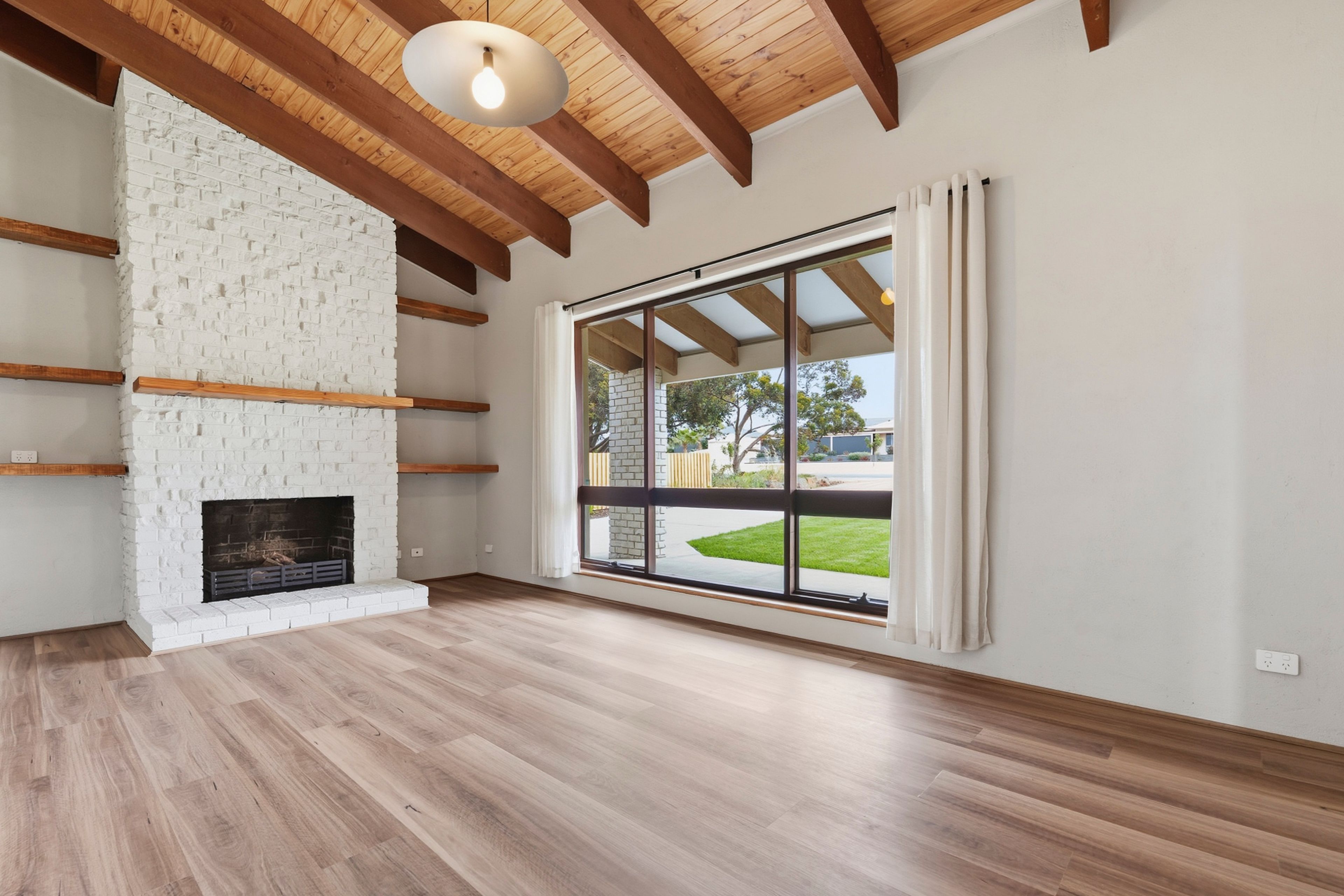 142 Bay Road — photo 7 of 30