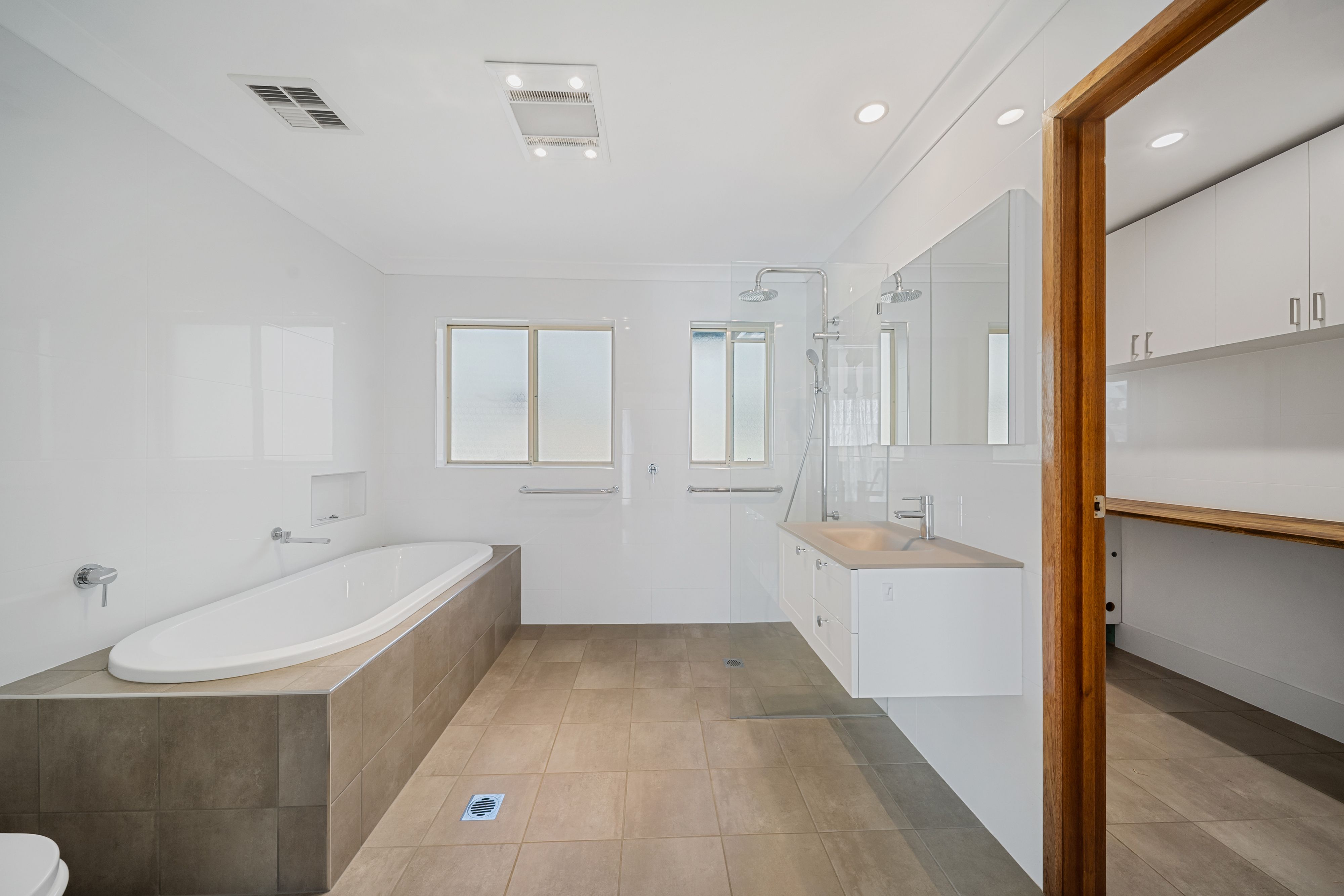 32 Currie Street — photo 13 of 21