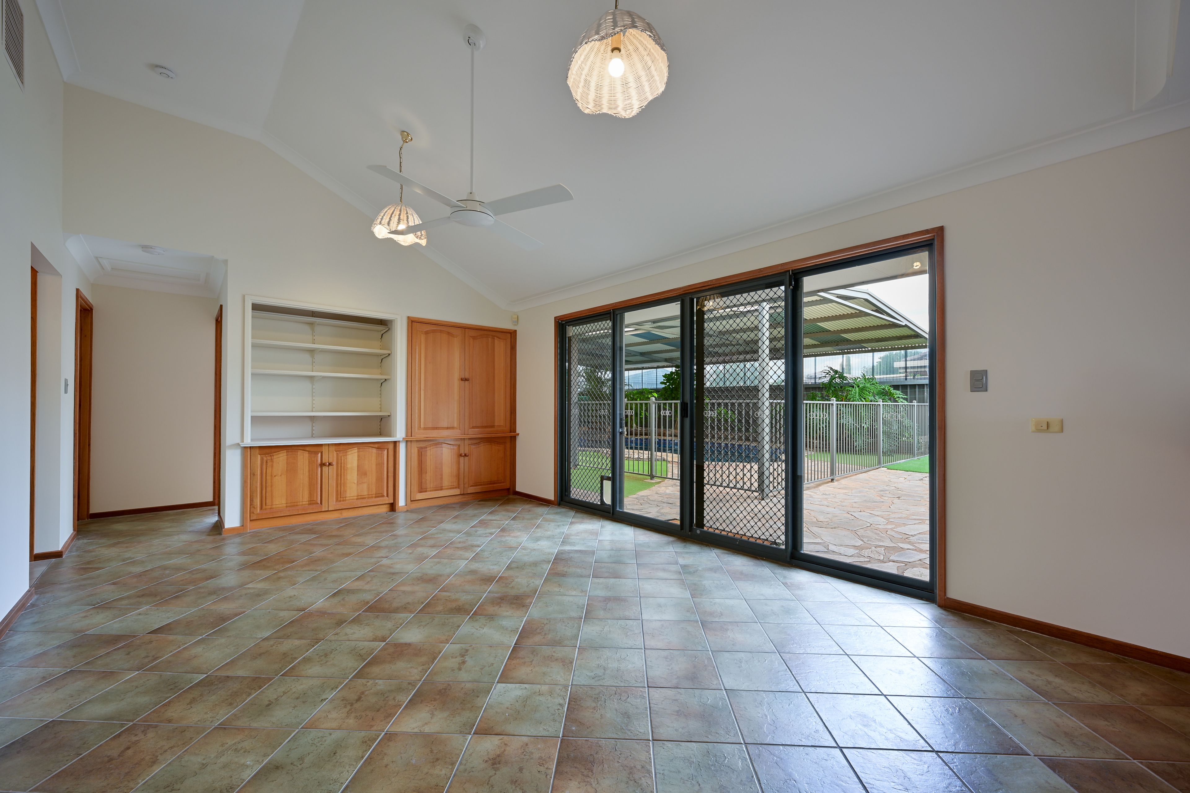 10 Tansell Street — photo 17 of 30
