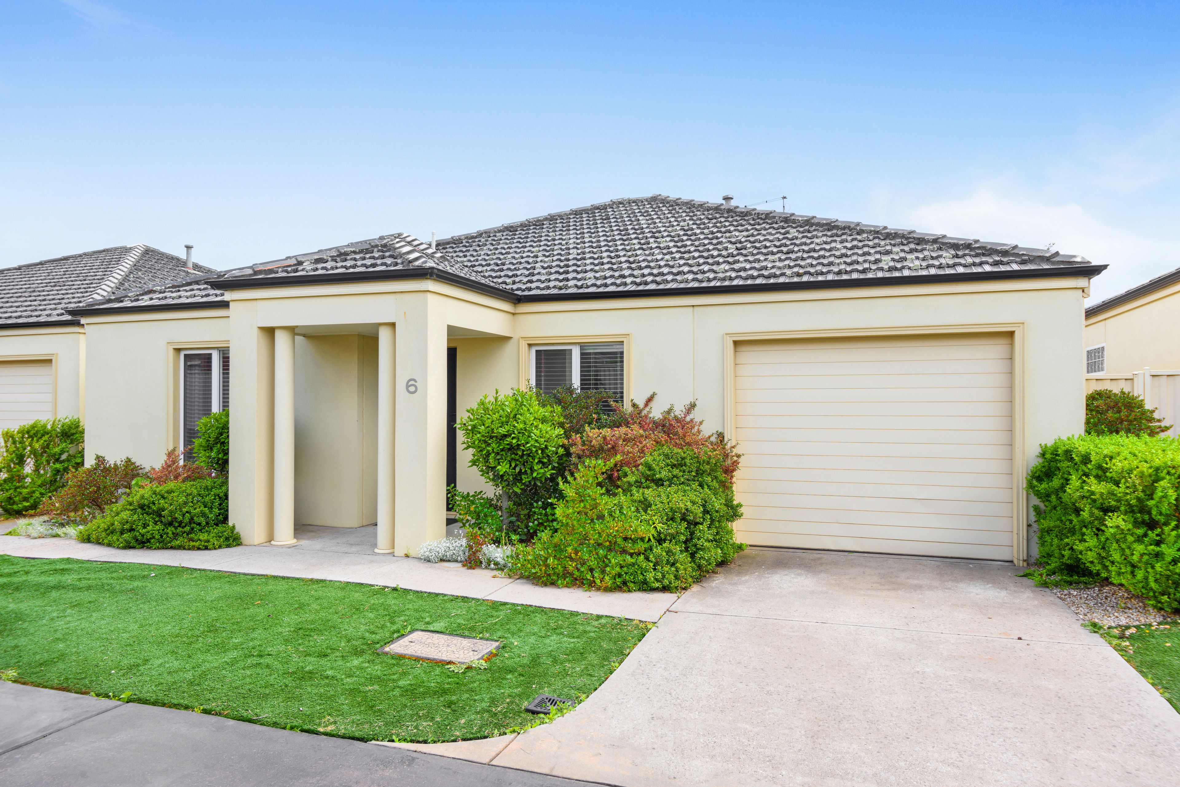 6 Brighton Court, Wendouree, VIC 3355