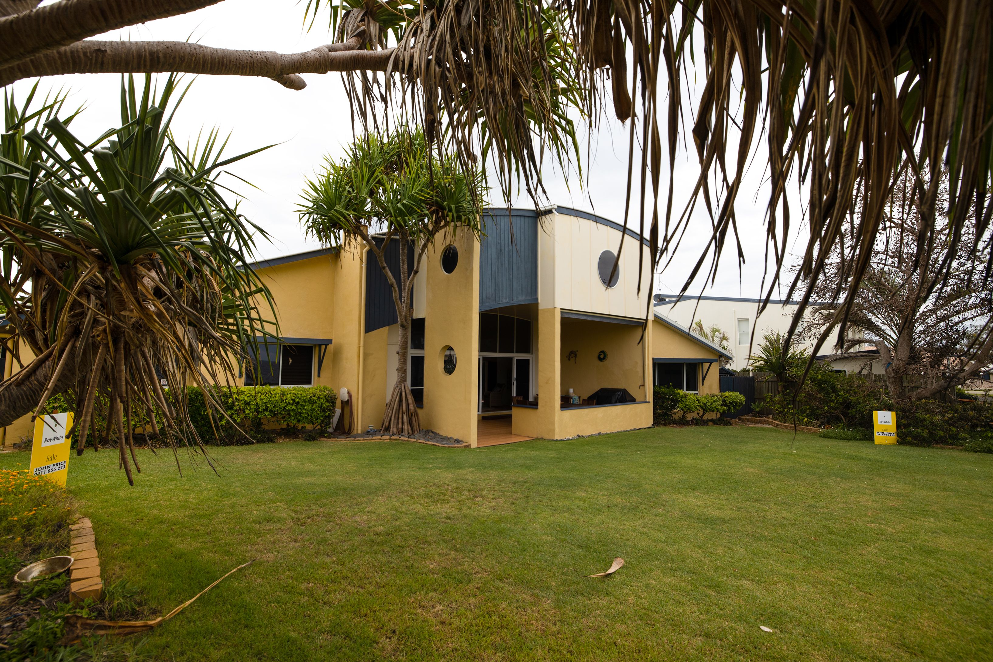 154 Barolin Esplanade, Coral Cove, QLD 4670