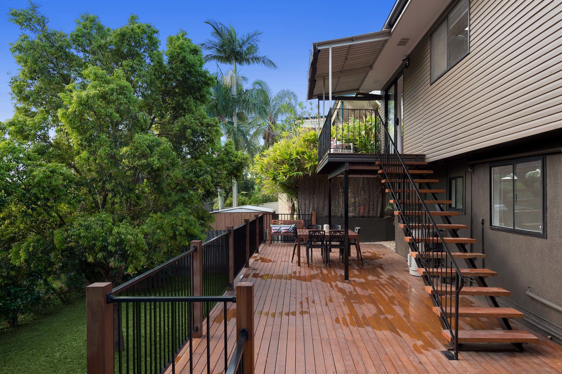 10 Pareena Crescent, Mansfield, QLD 4122