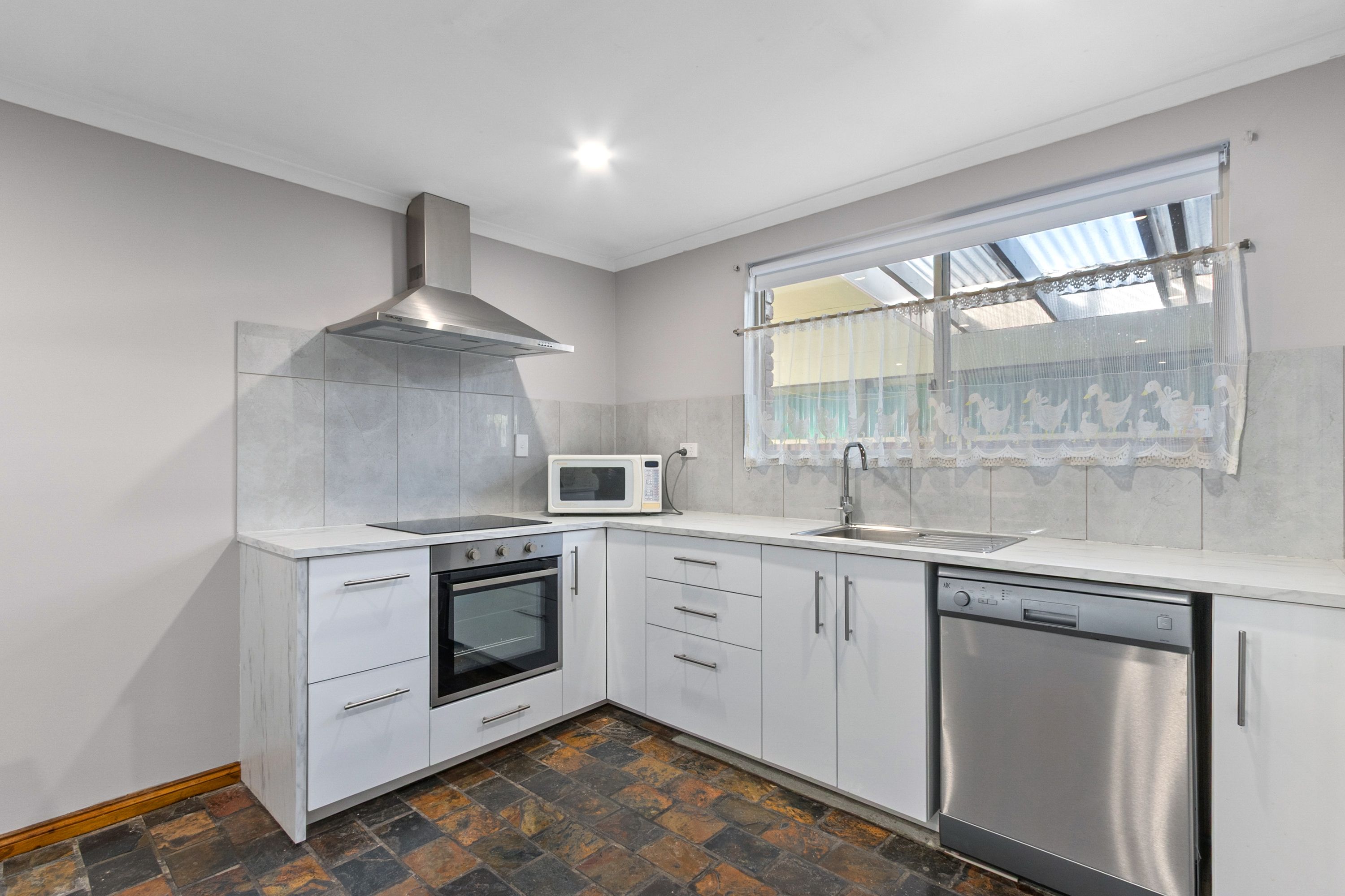 3 Cooper Street — photo 8 of 22
