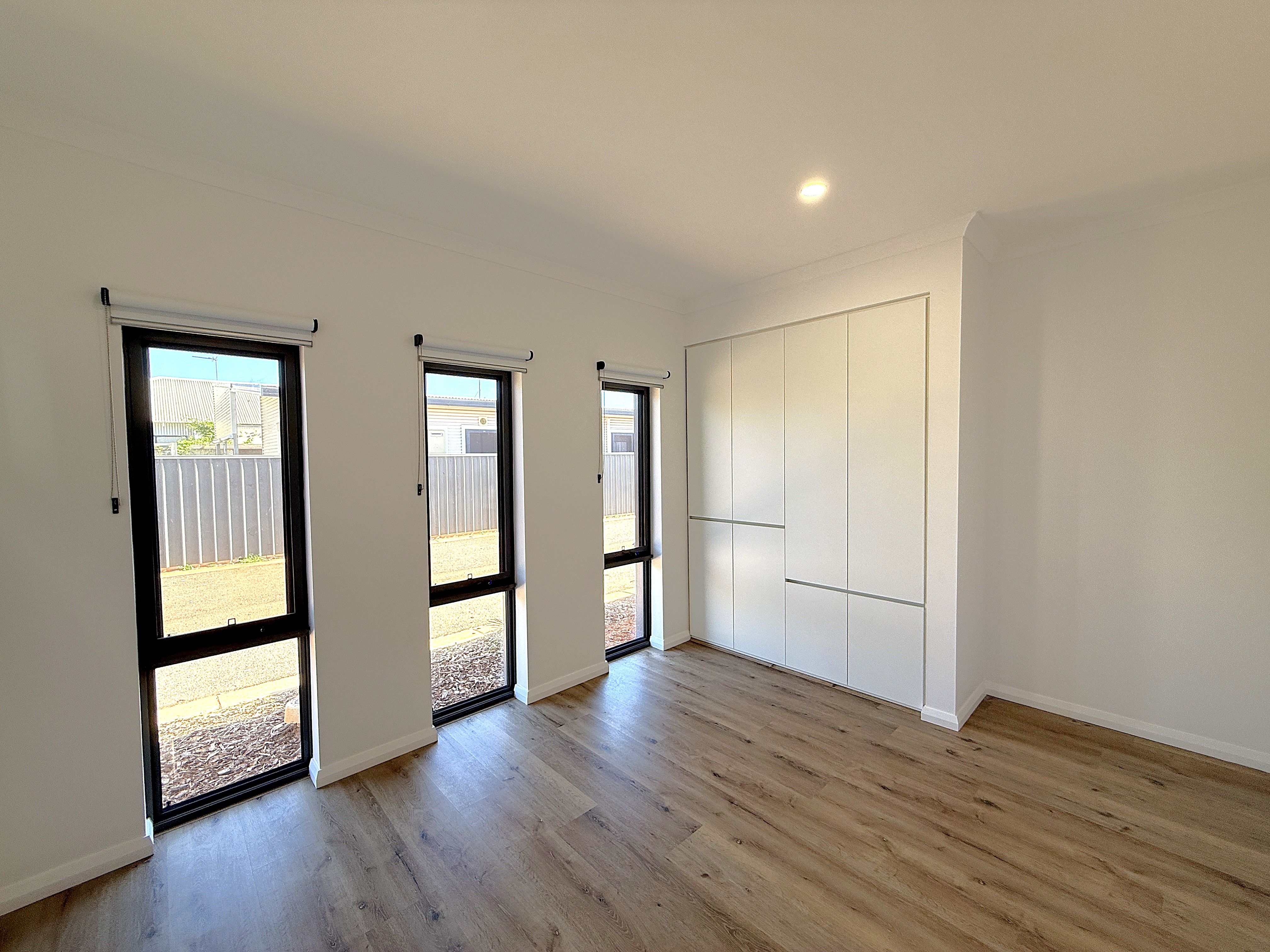 17 Langwell Lane — photo 18 of 23