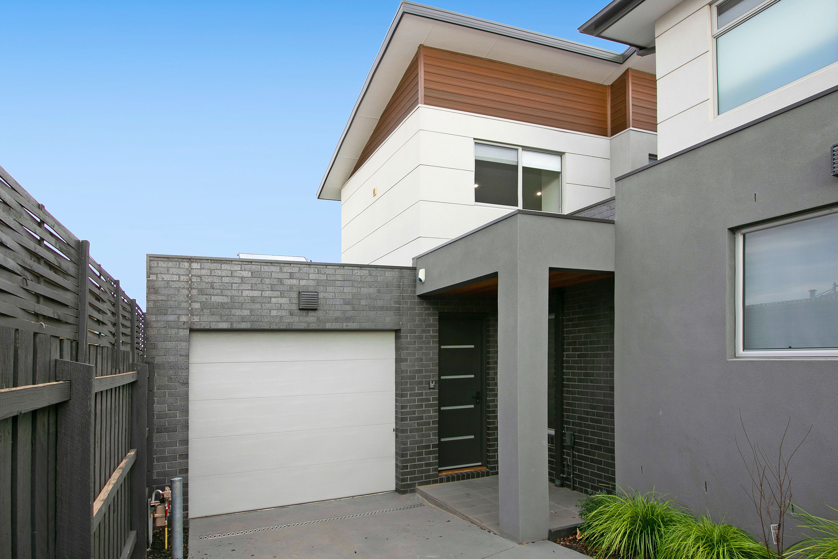 1a Sylvester Grove, Preston VIC 3072