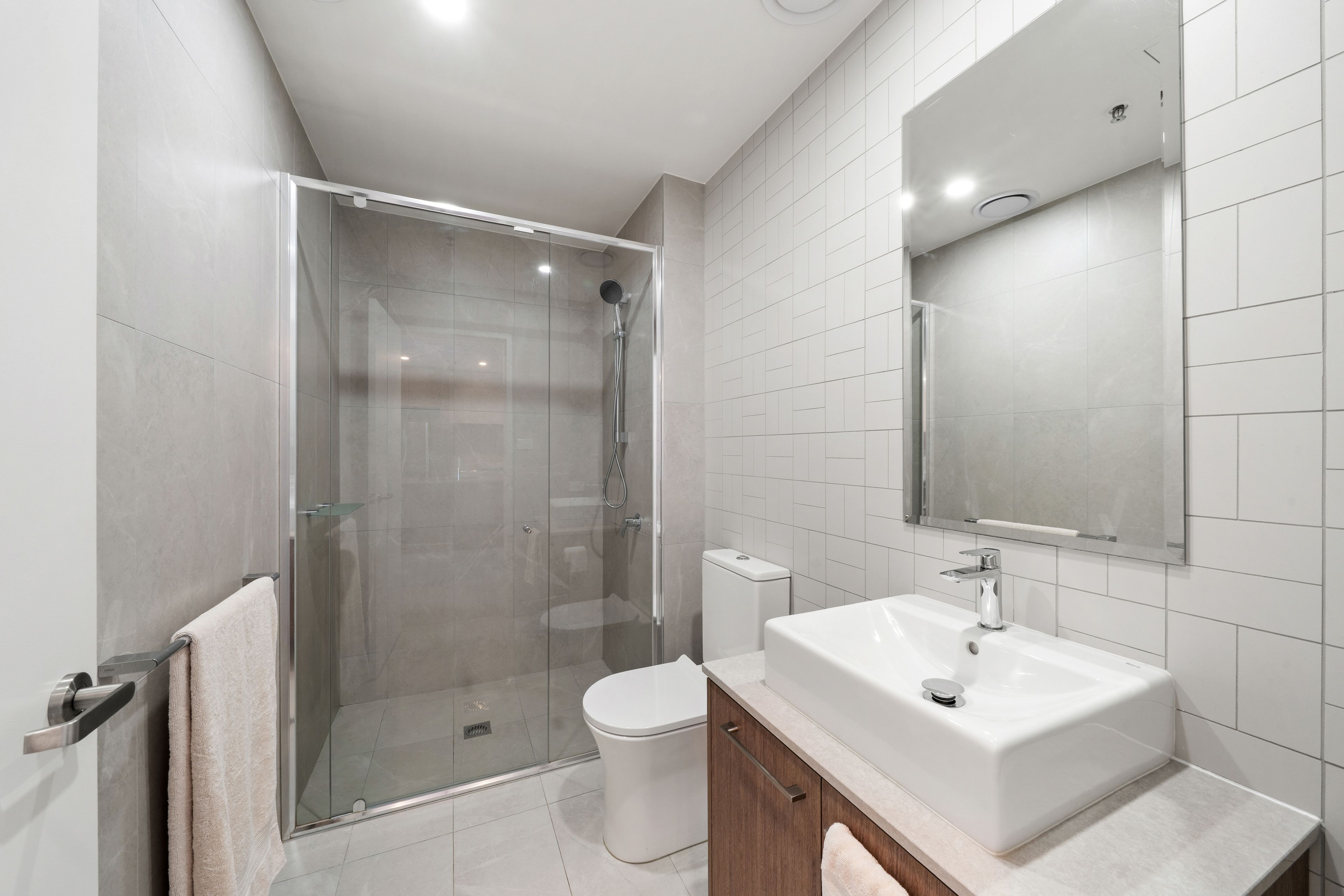 159/11 Irving Street — photo 9 of 21