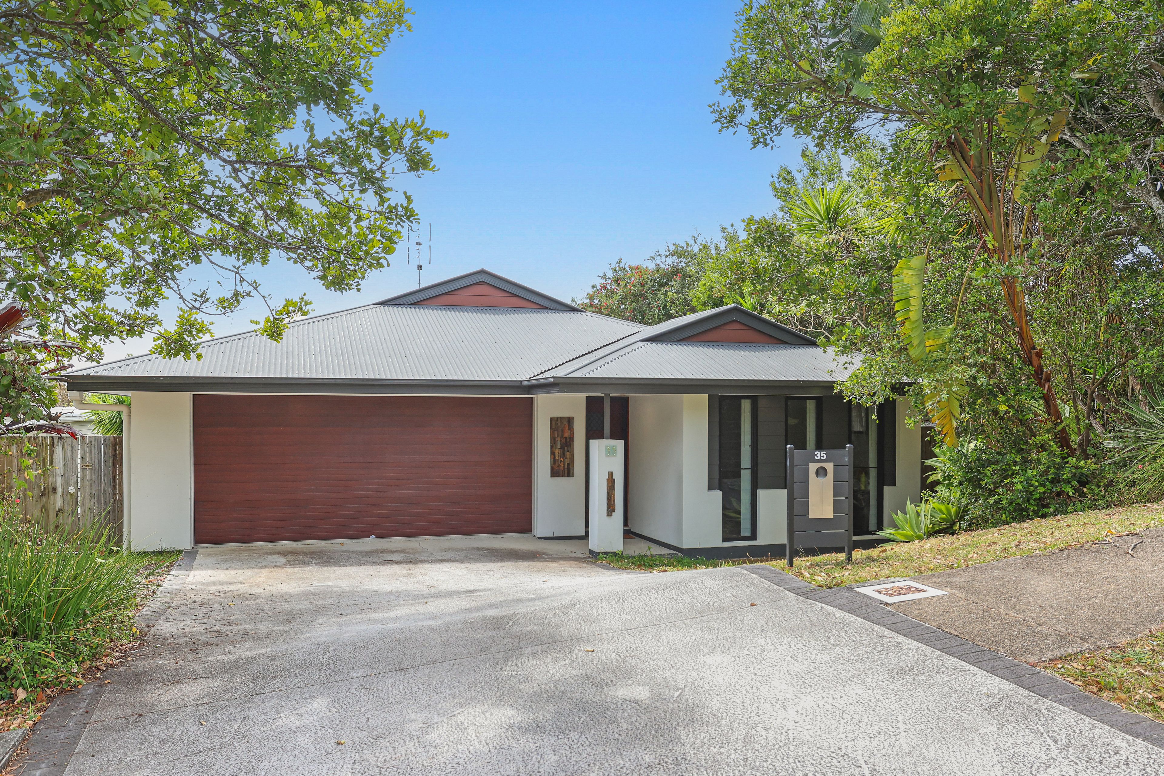 35 Diamantina Circuit, Pacific Pines, QLD 4211