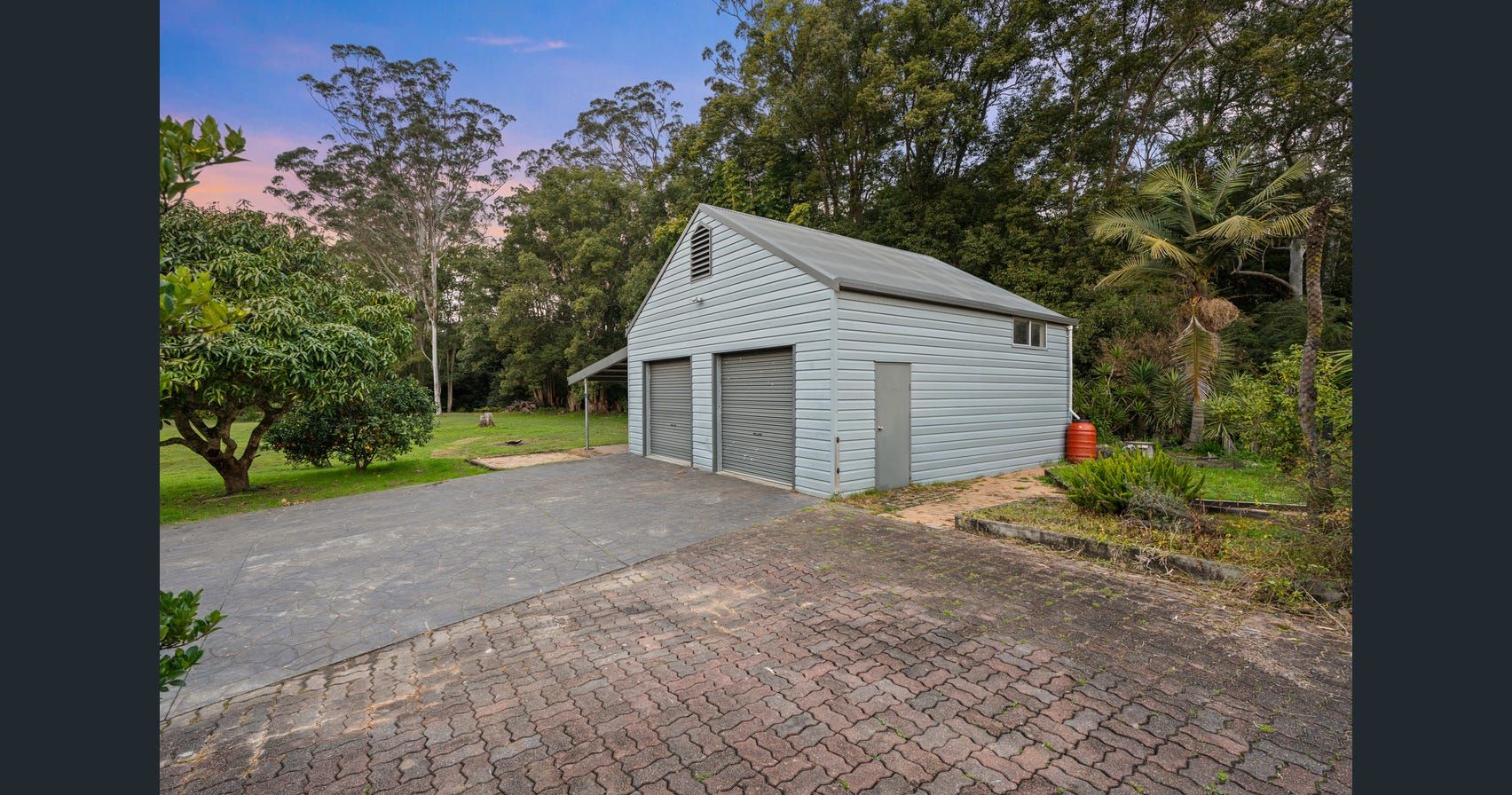 60 Carlton Road — photo 10 of 15