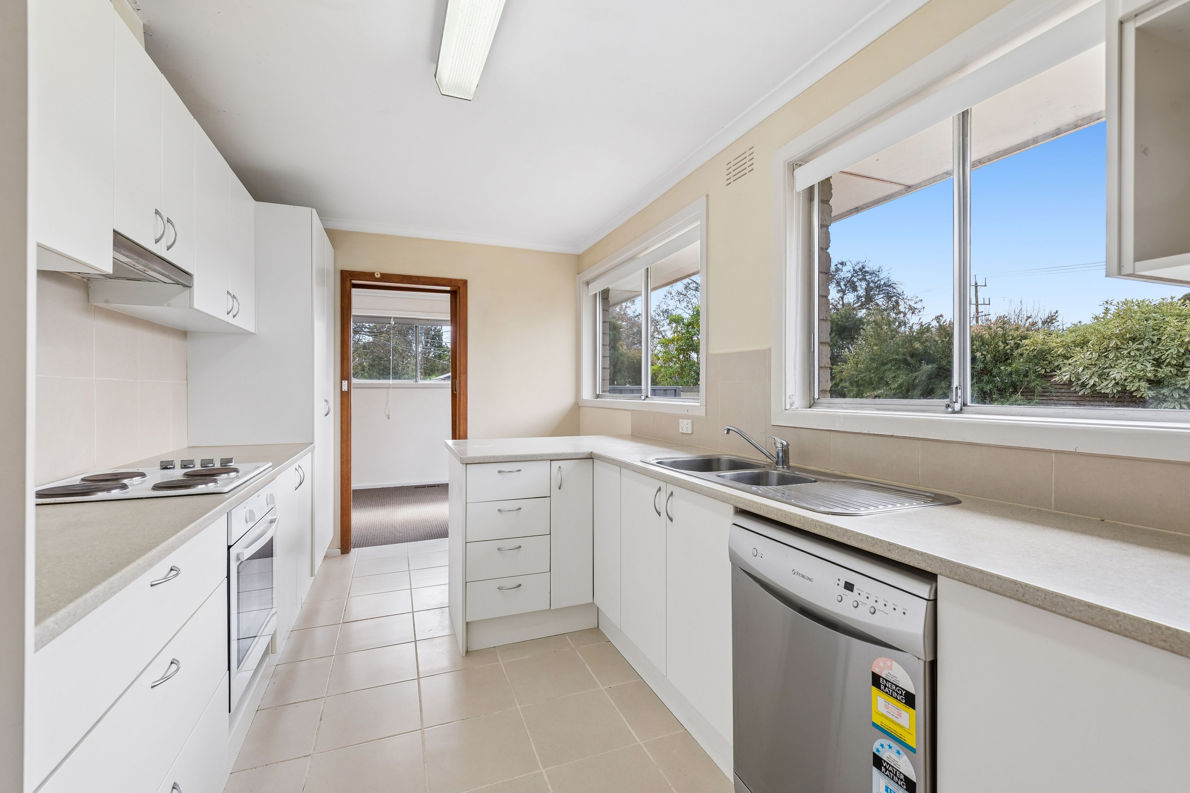 75 Mountain Gate Drive, Ferntree Gully, VIC 3156