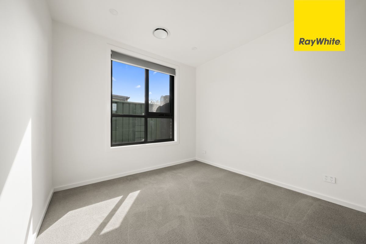 35A Thornhill Crescent — photo 7 of 12