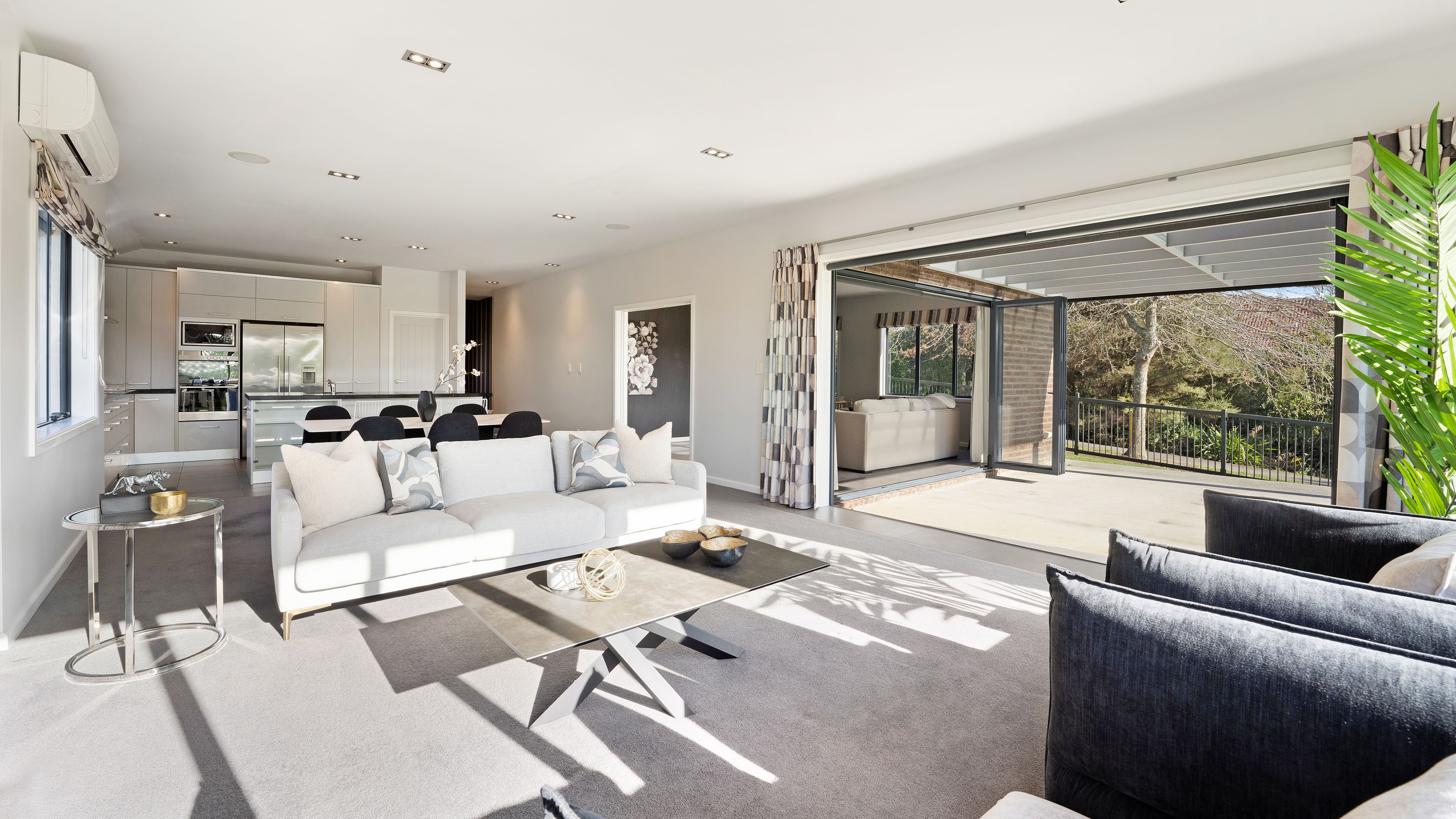 13 Corsica Way, Karaka, Franklin