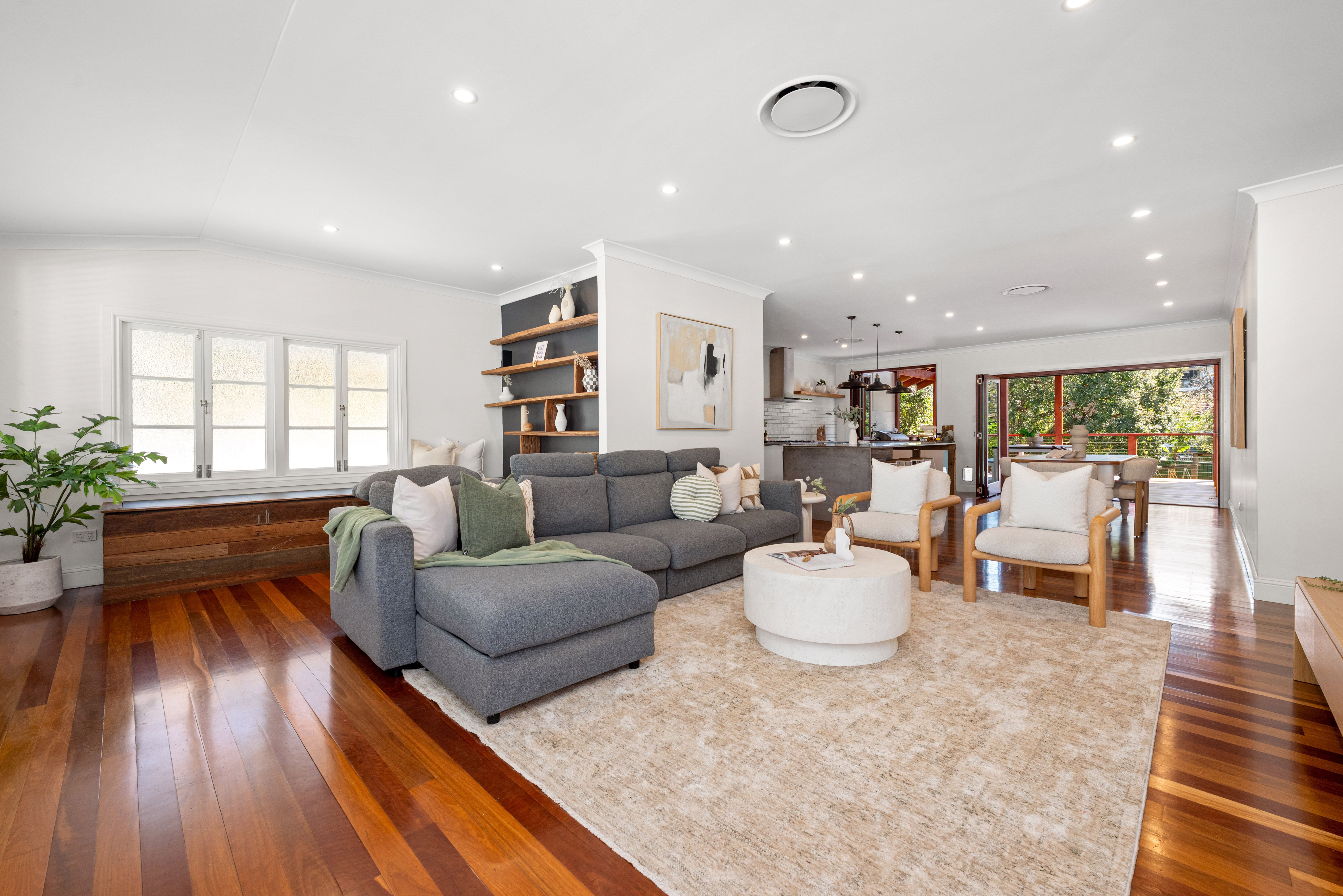 12 Pettigrew Street — photo 5 of 24
