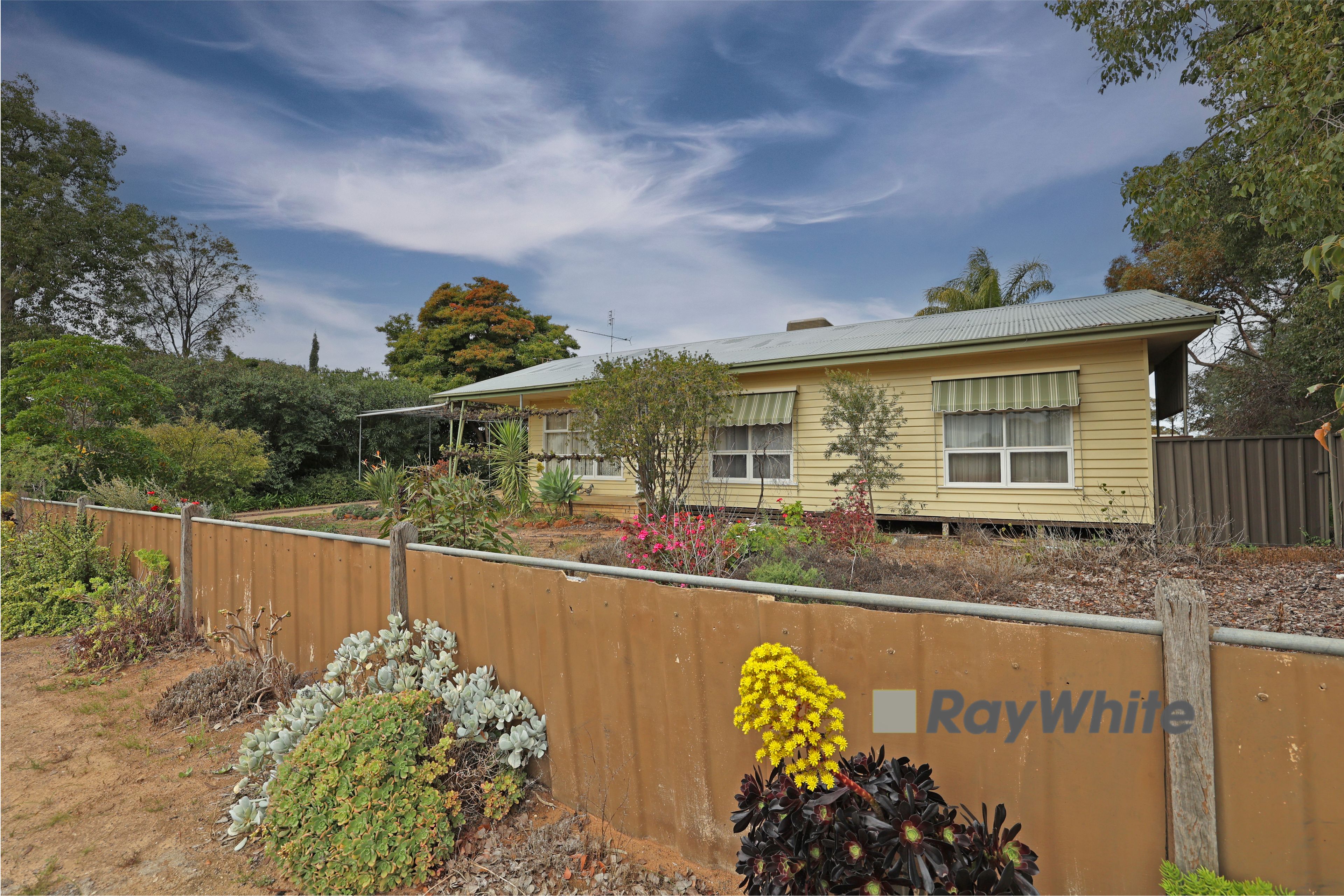 33 Cregan Street, Walpeup VIC 3507