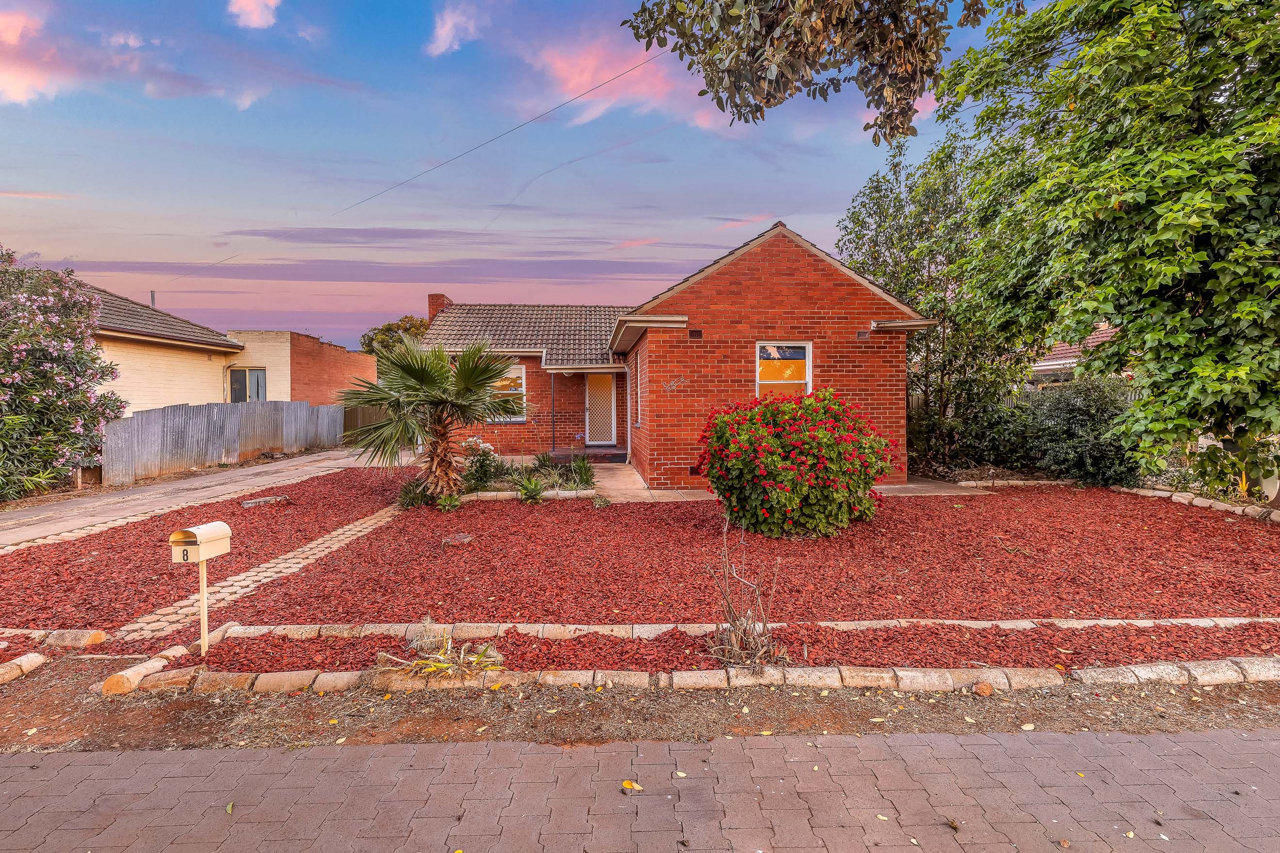 8 Mclean Street, Elizabeth Park, SA 5113