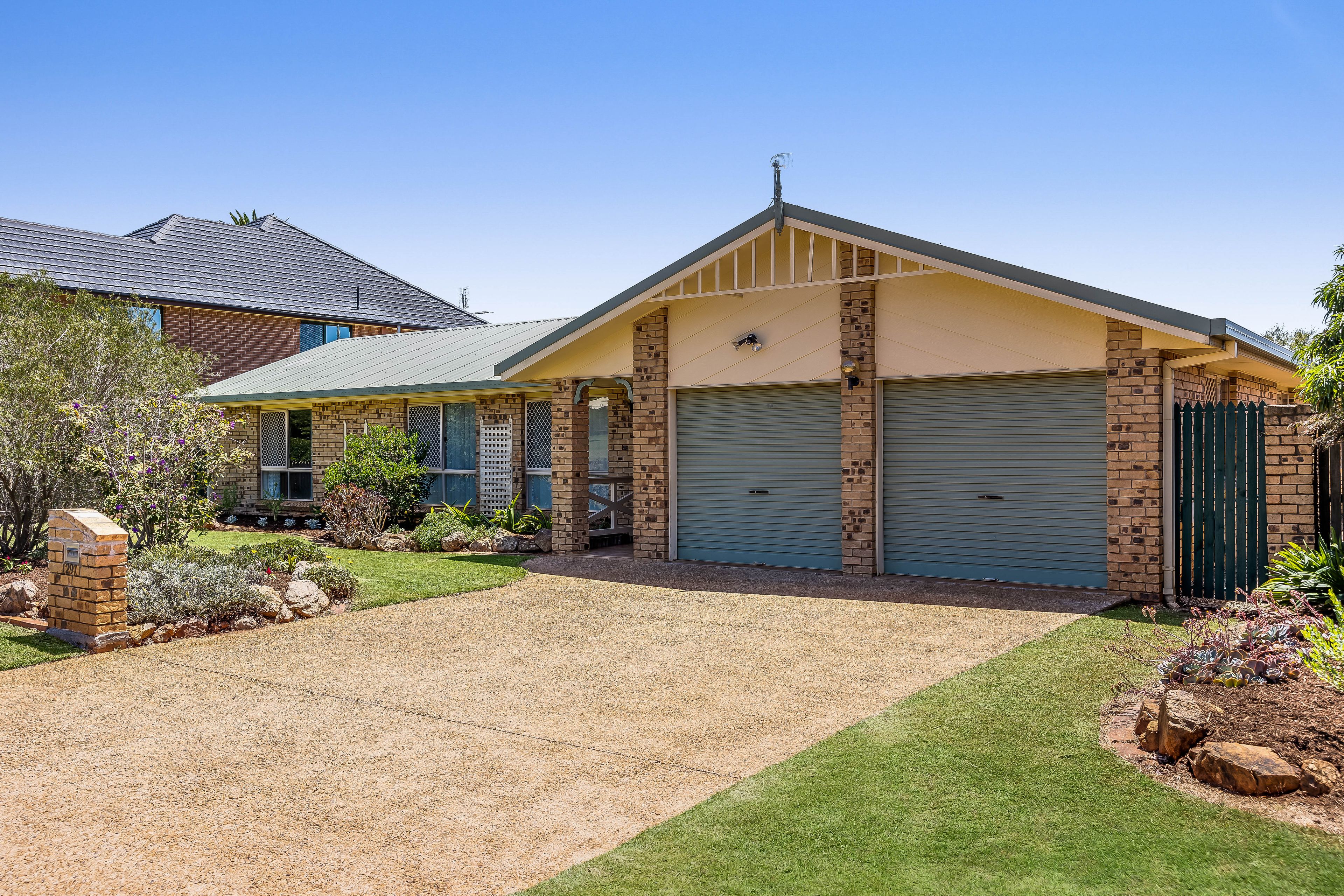 297 Stenner Street, Centenary Heights, QLD 4350
