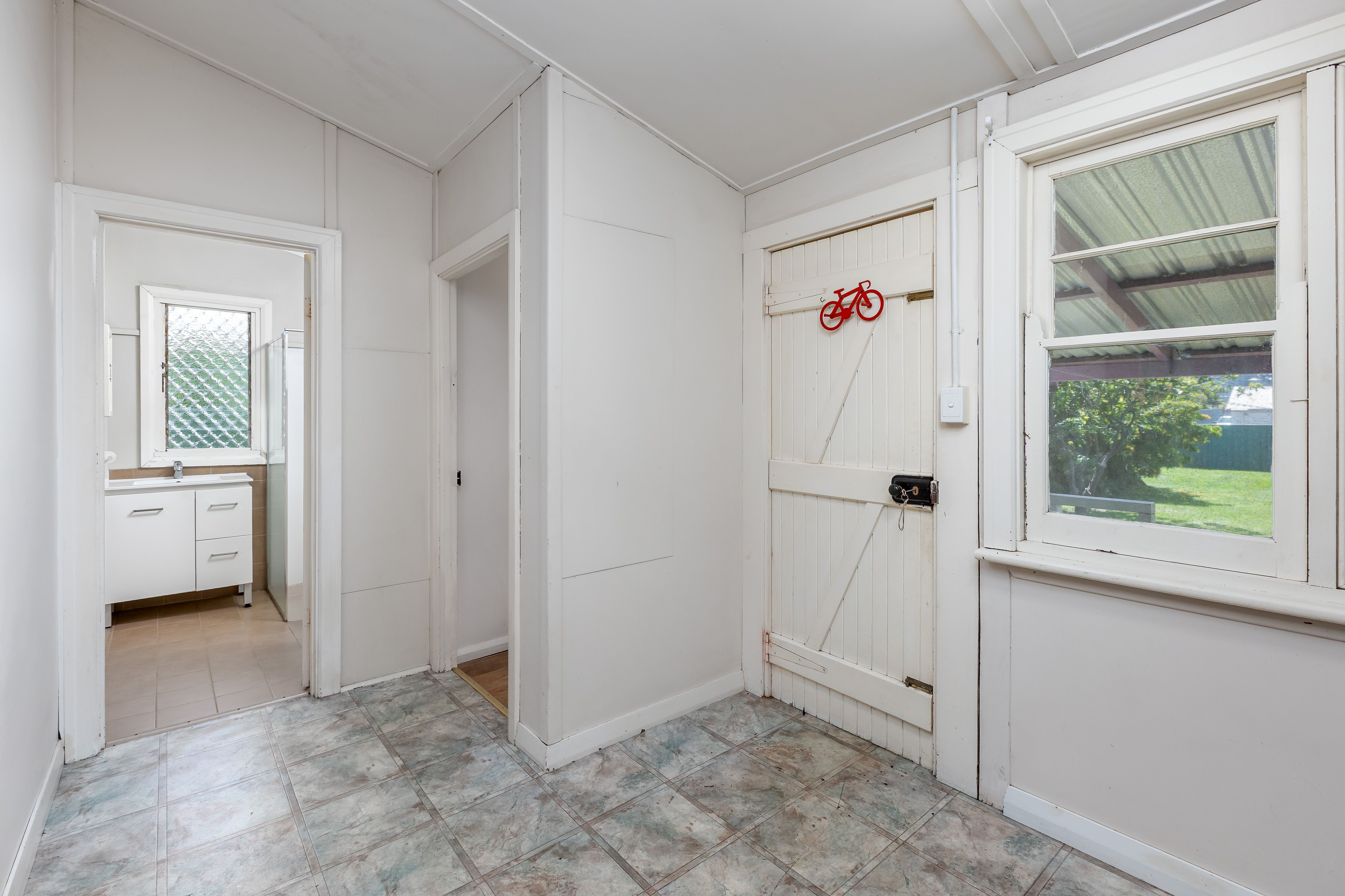 6 Forrest Street — photo 11 of 19