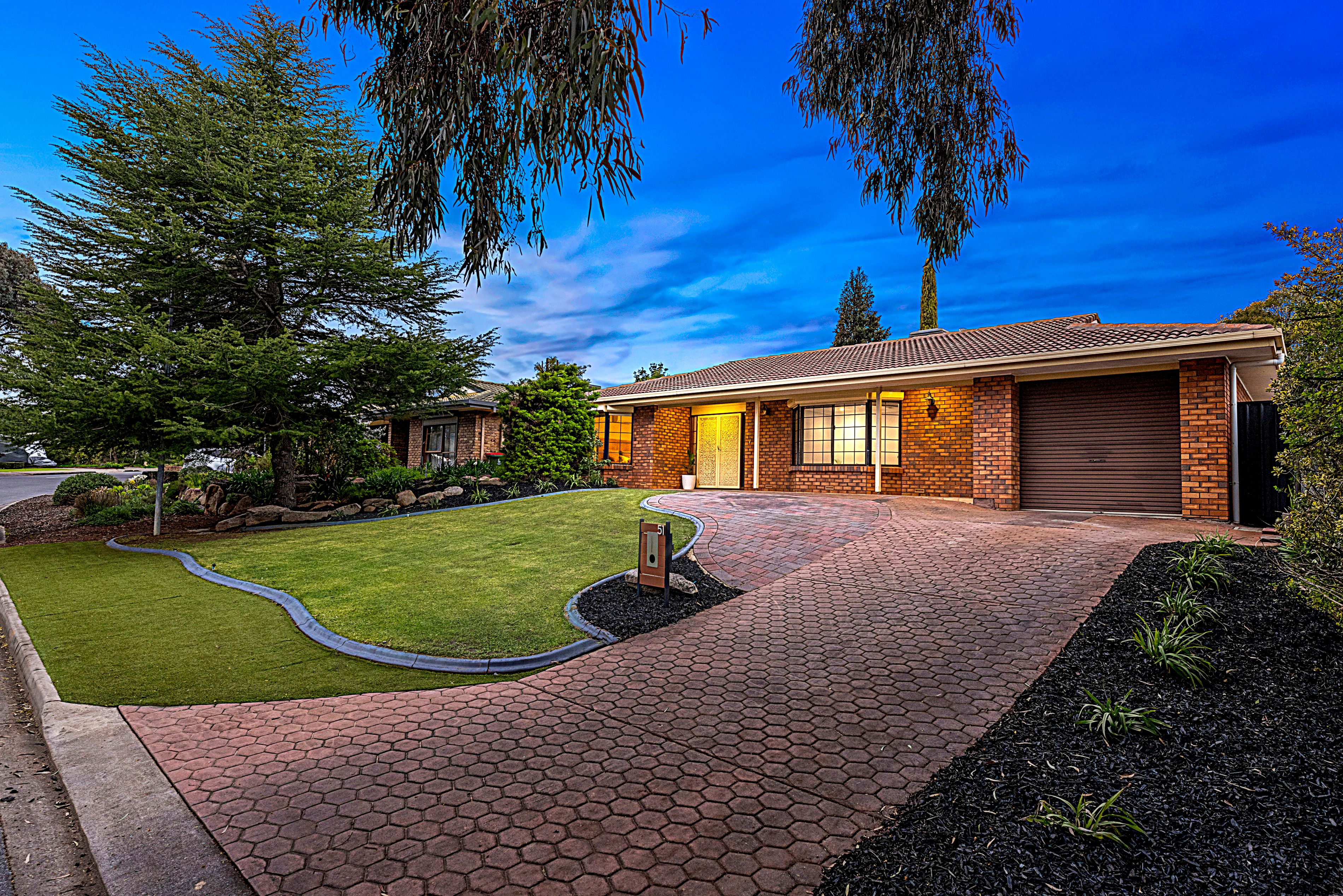 51 Park Lake Drive, Wynn Vale, SA 5127