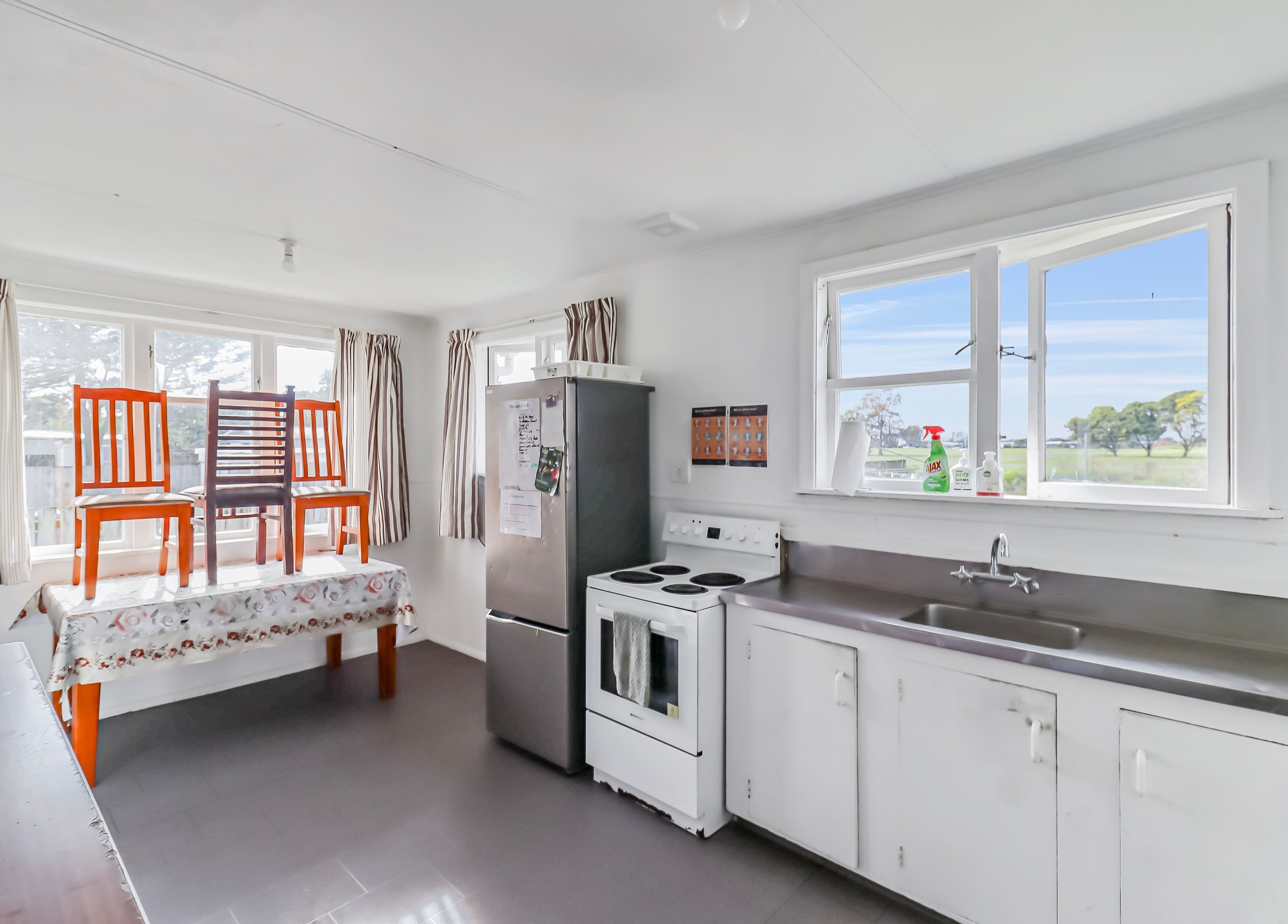 12 Russell Avenue, Papakura, Papakura