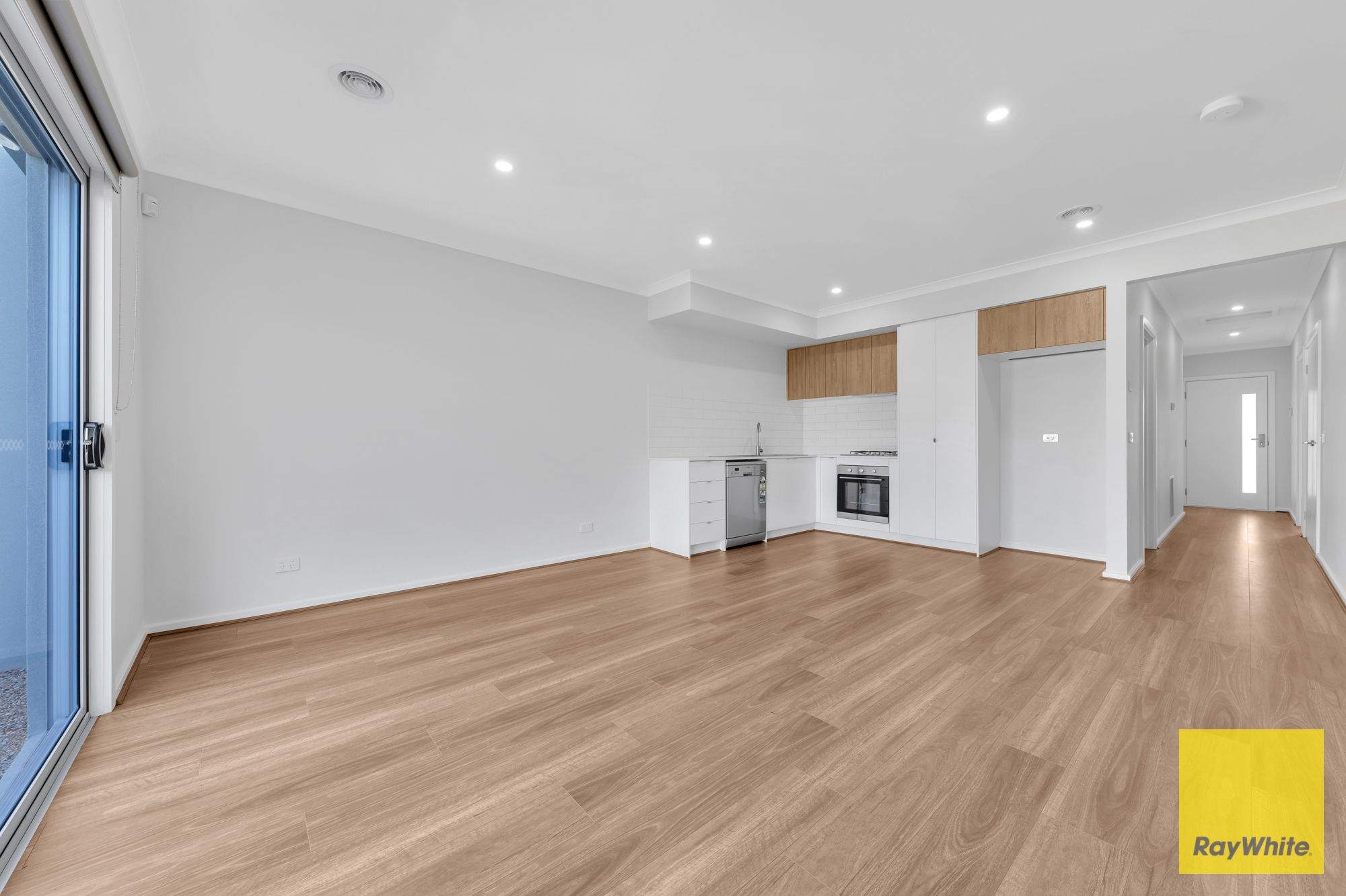 107 Bursa Drive — photo 4 of 13