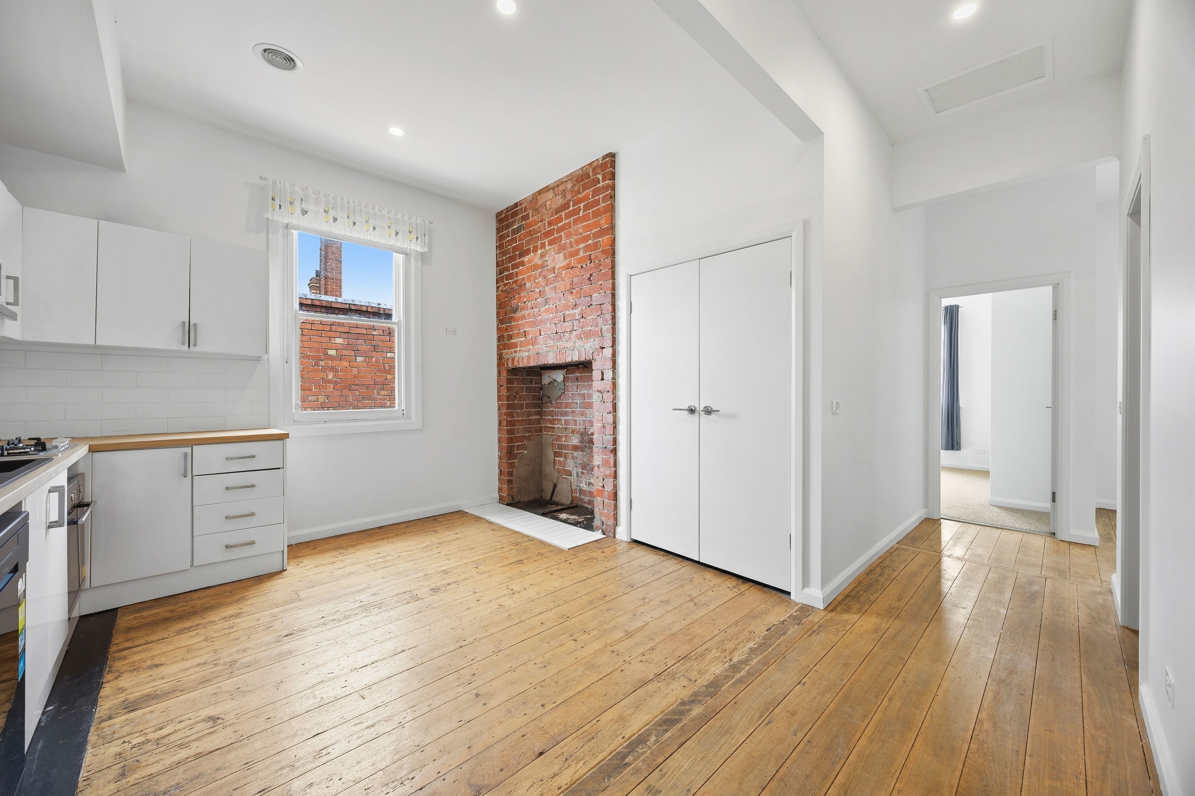 109 Brougham Street — photo 3 of 21