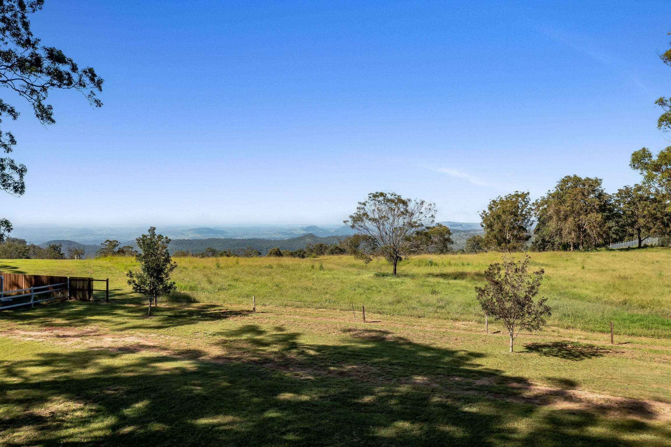 1 Takarak Court, Cabarlah QLD 4352