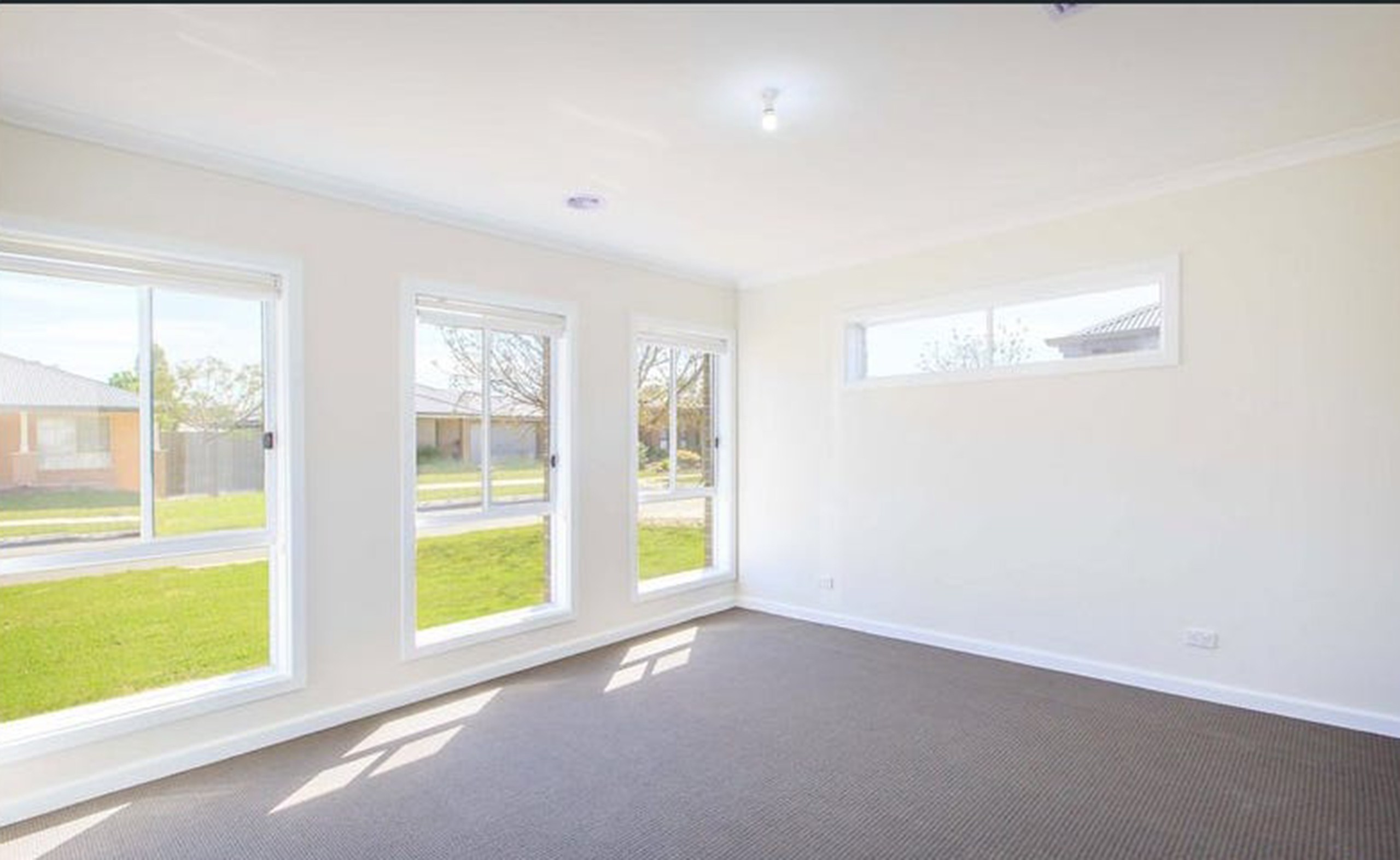 24 Cambridge Drive, Thurgoona, NSW 2640