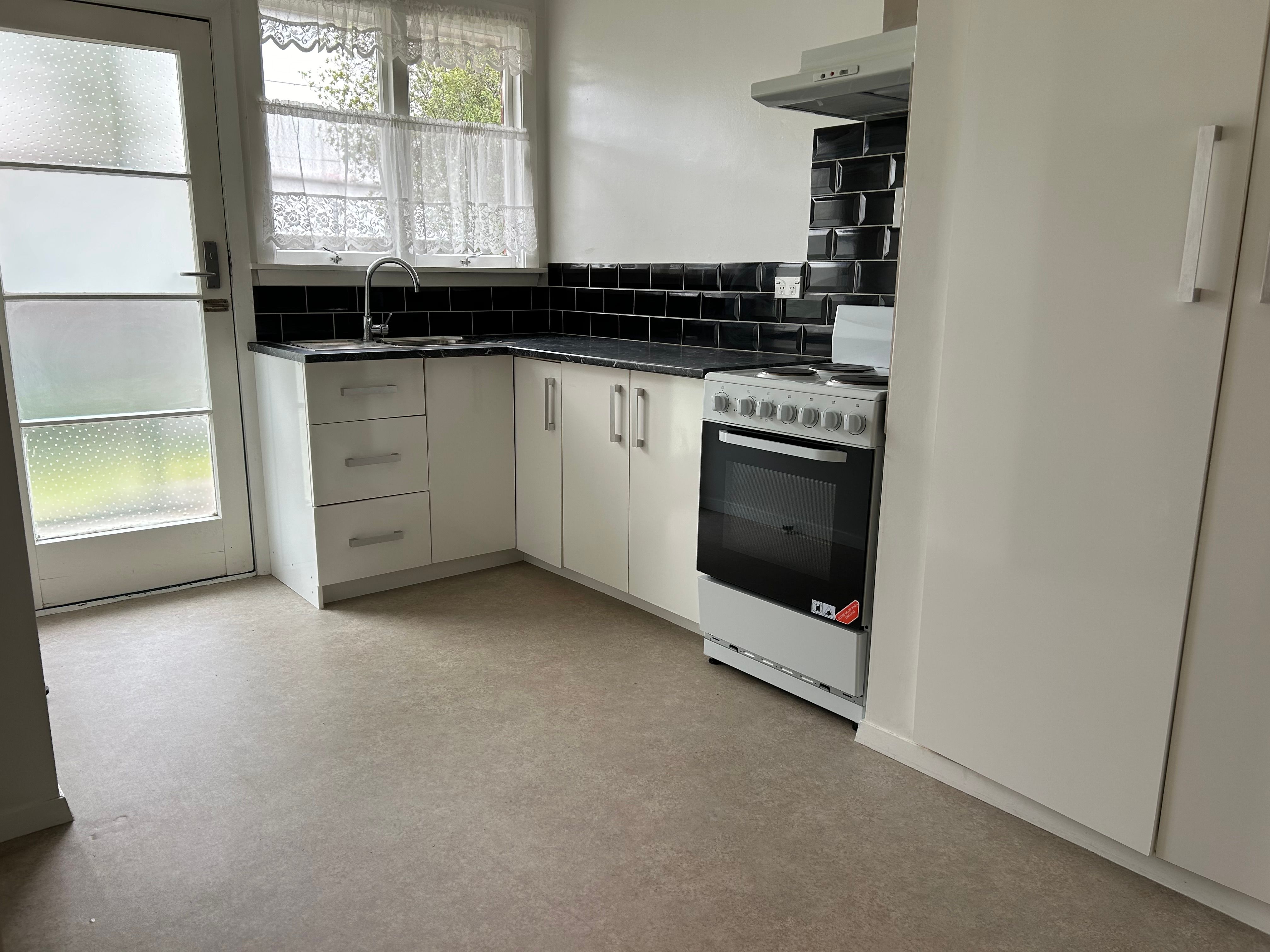 21d Newnham Terrace, Upper Riccarton, Christchurch City