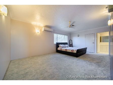 1 Booker Street, Park Avenue, QLD 4701