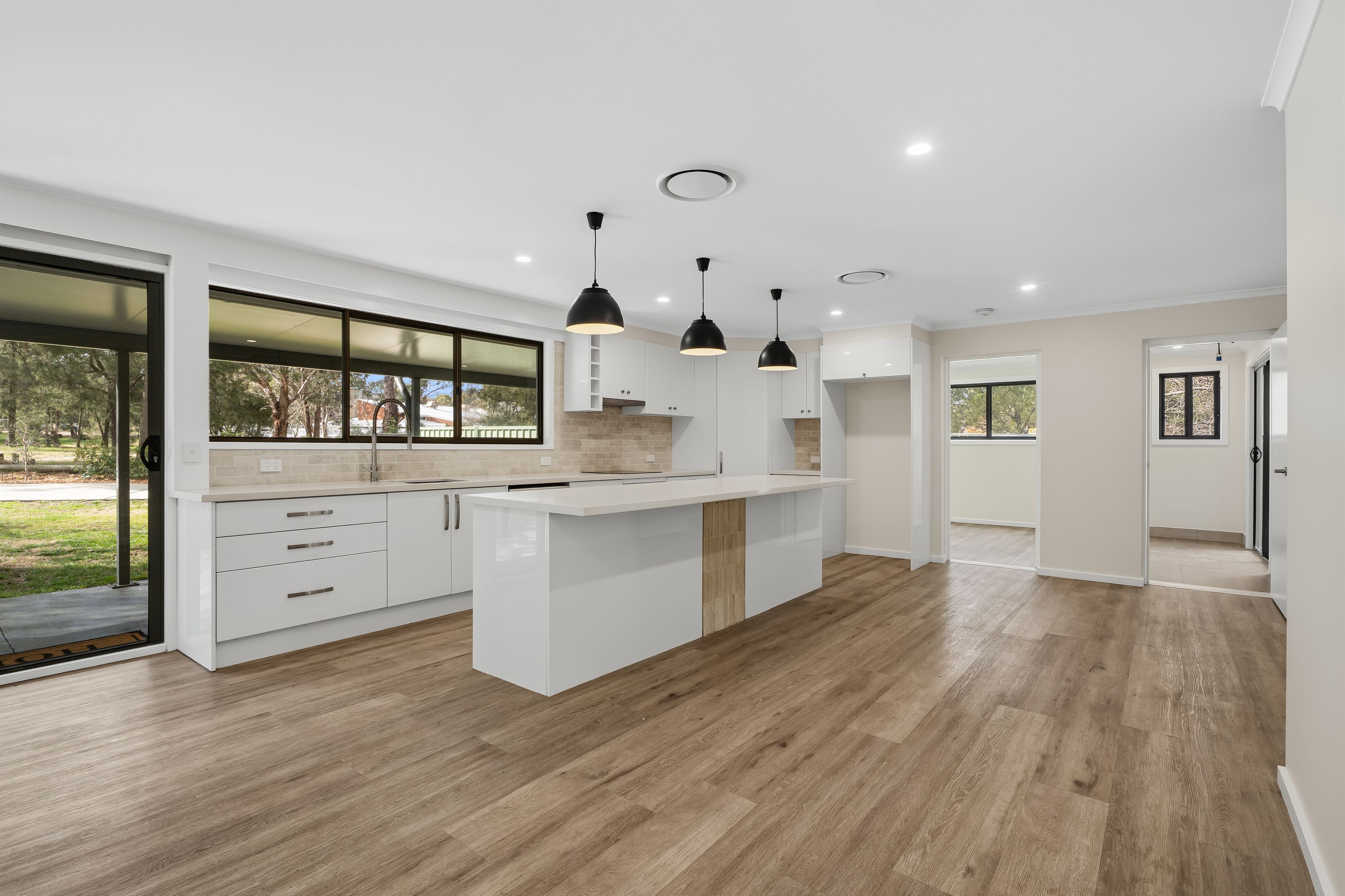 12 Bundock Place — photo 4 of 23