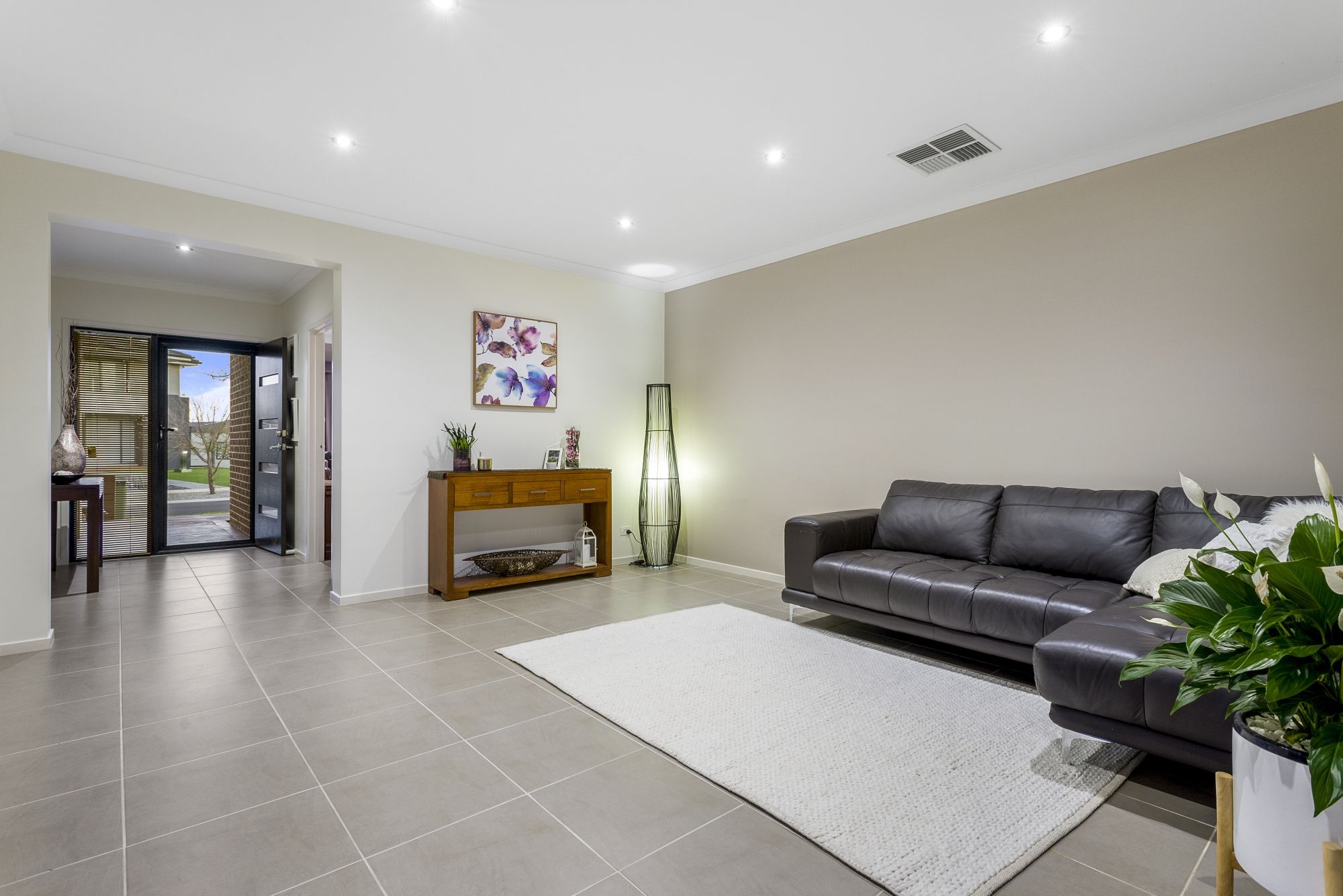 6 Landmark Crescent, Manor Lakes, VIC 3024