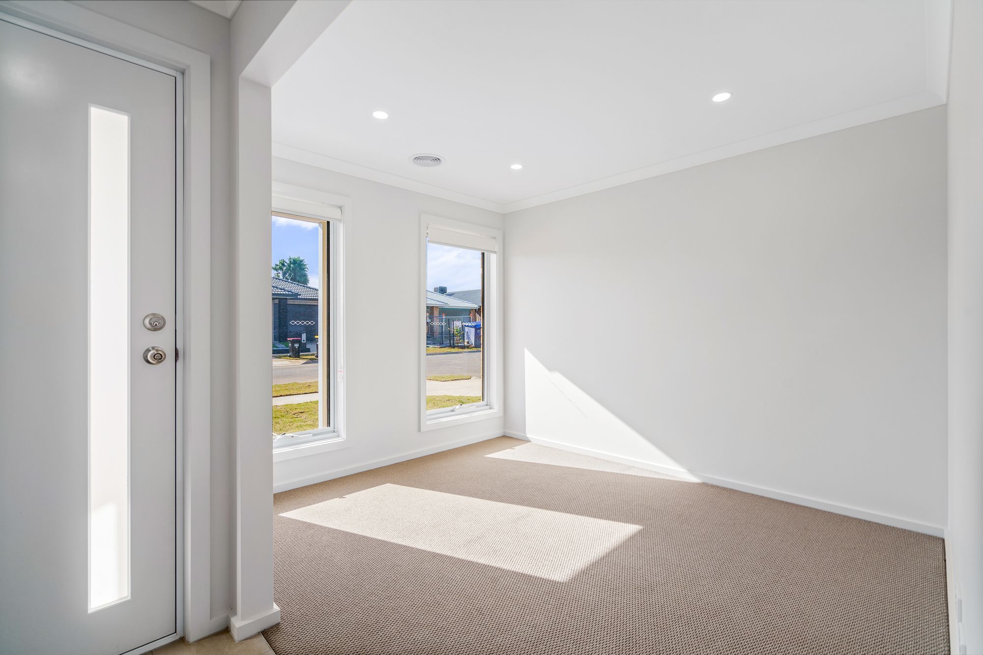 25 Hanover Circuit, Melton South, VIC 3338