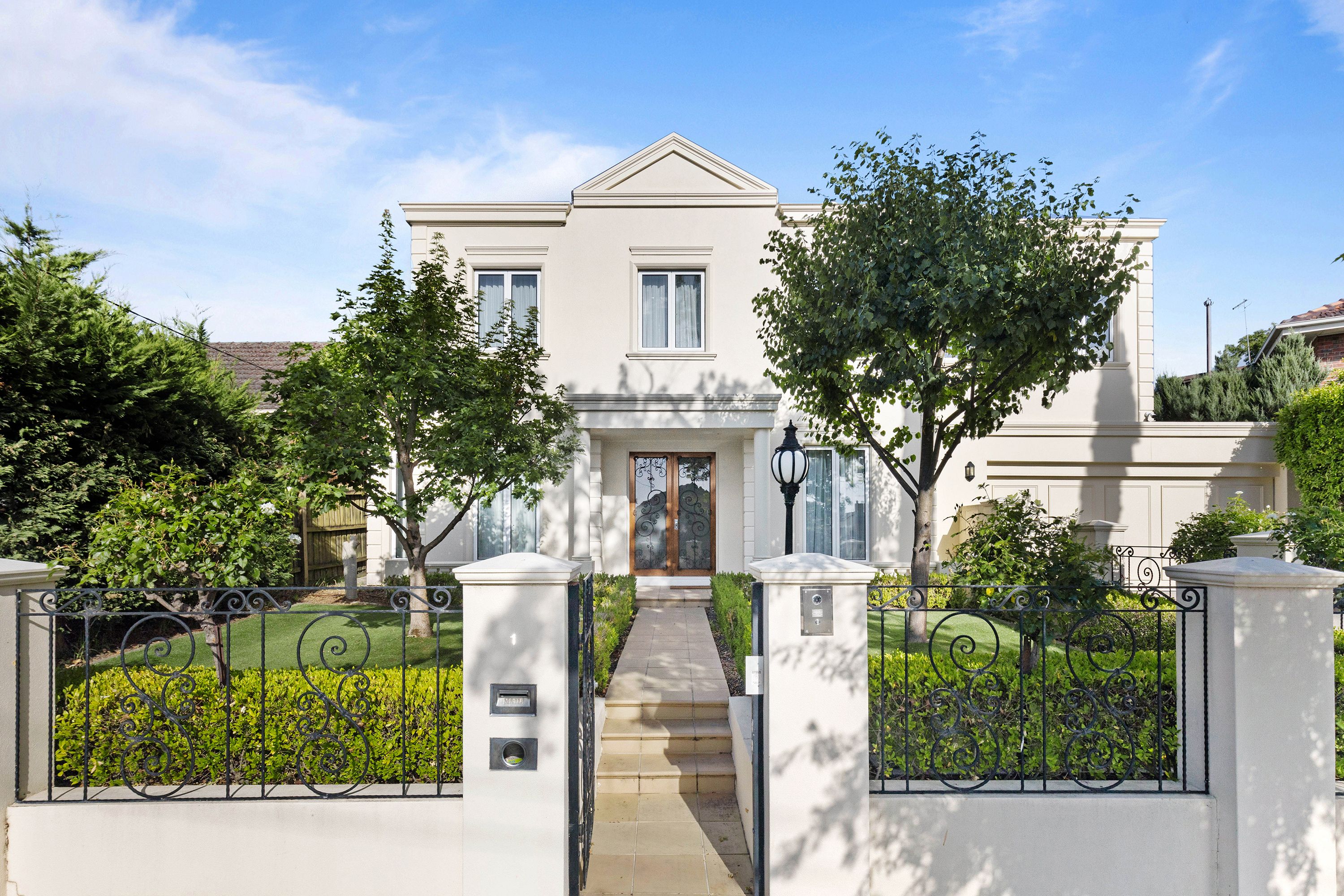 1 Panoramic Road, Balwyn North VIC 3104
