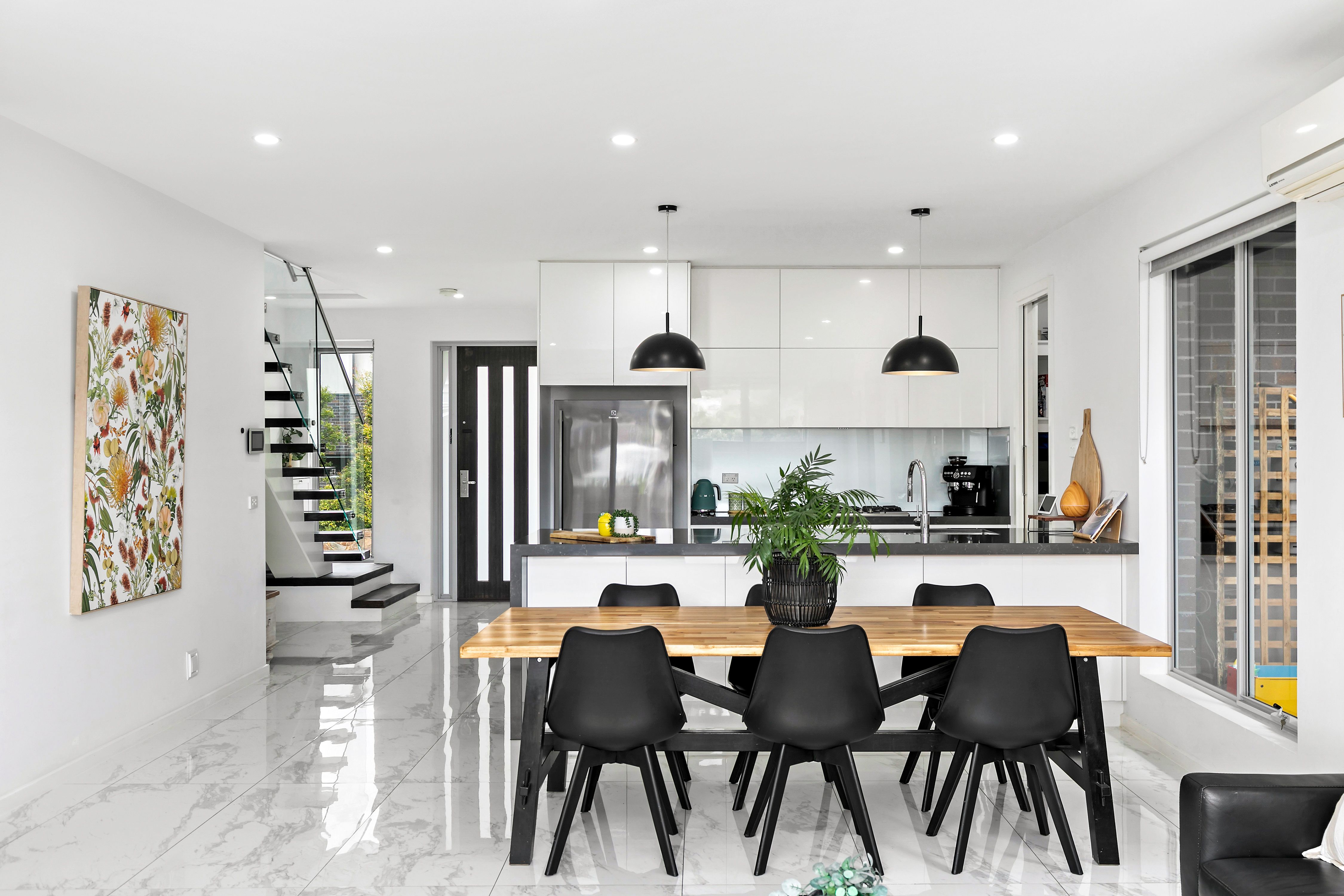 2 Fraserburgh Crescent, Greenvale VIC 3059