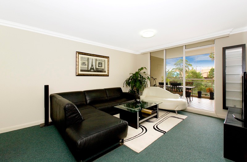 2 Pound Road, Hornsby, NSW 2077