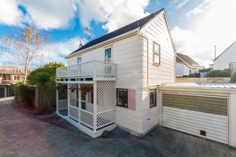 1/10 Himalaya Crescent, Lynfield, Auckland City