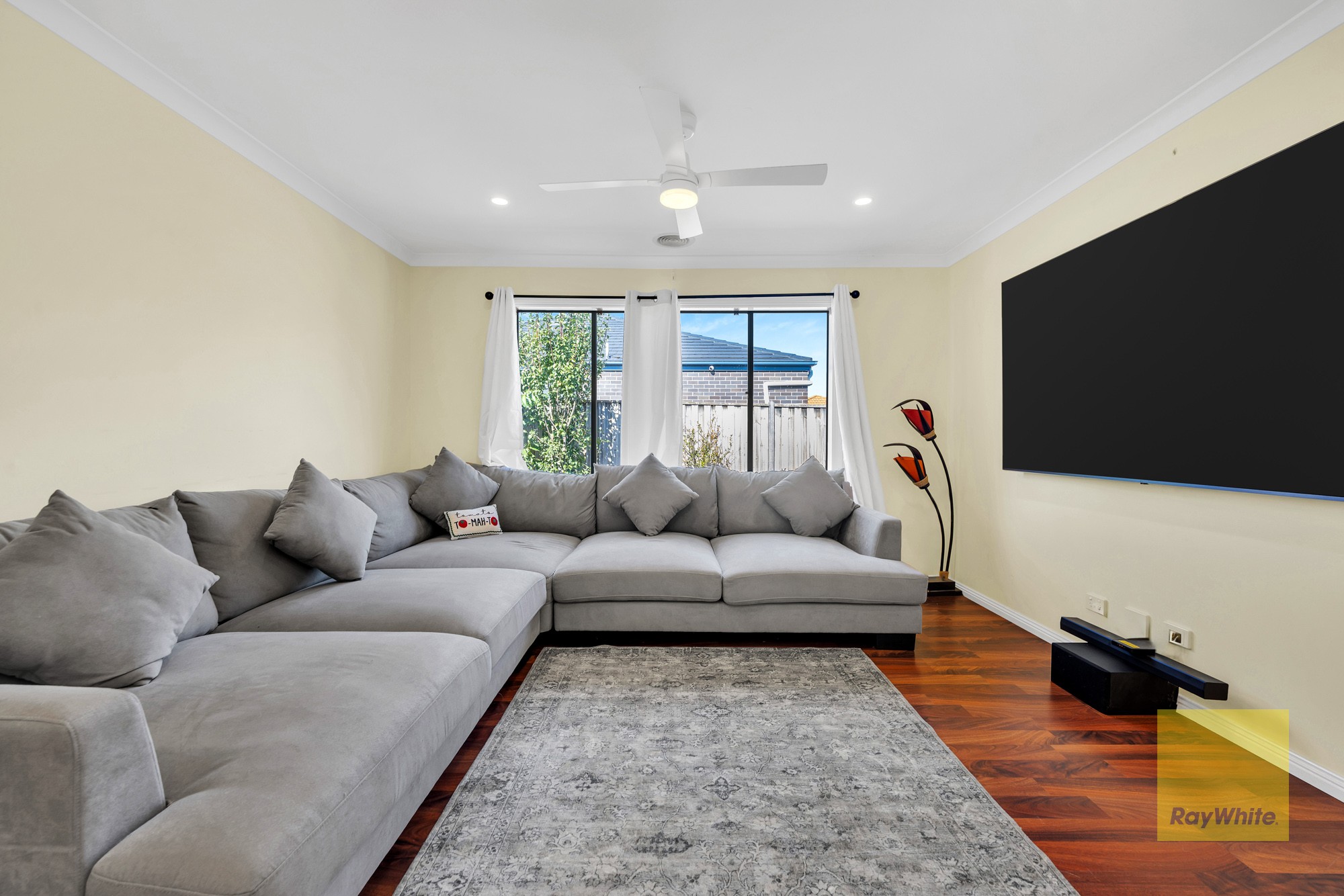 8 FIELDSTONE Place, Tarneit, VIC 3029