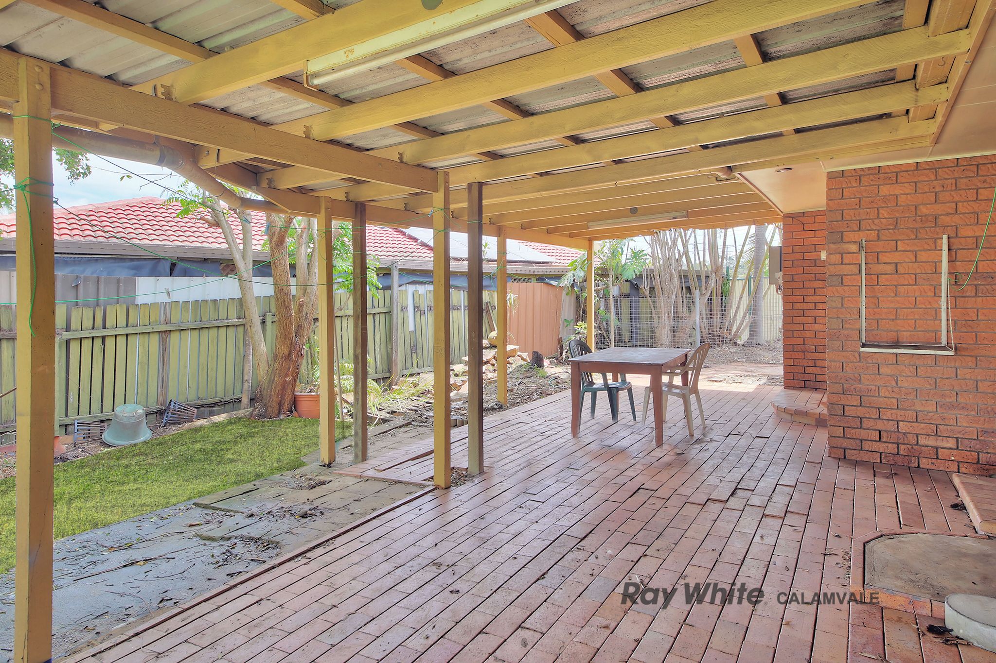 12 Garden Avenue — photo 11 of 18