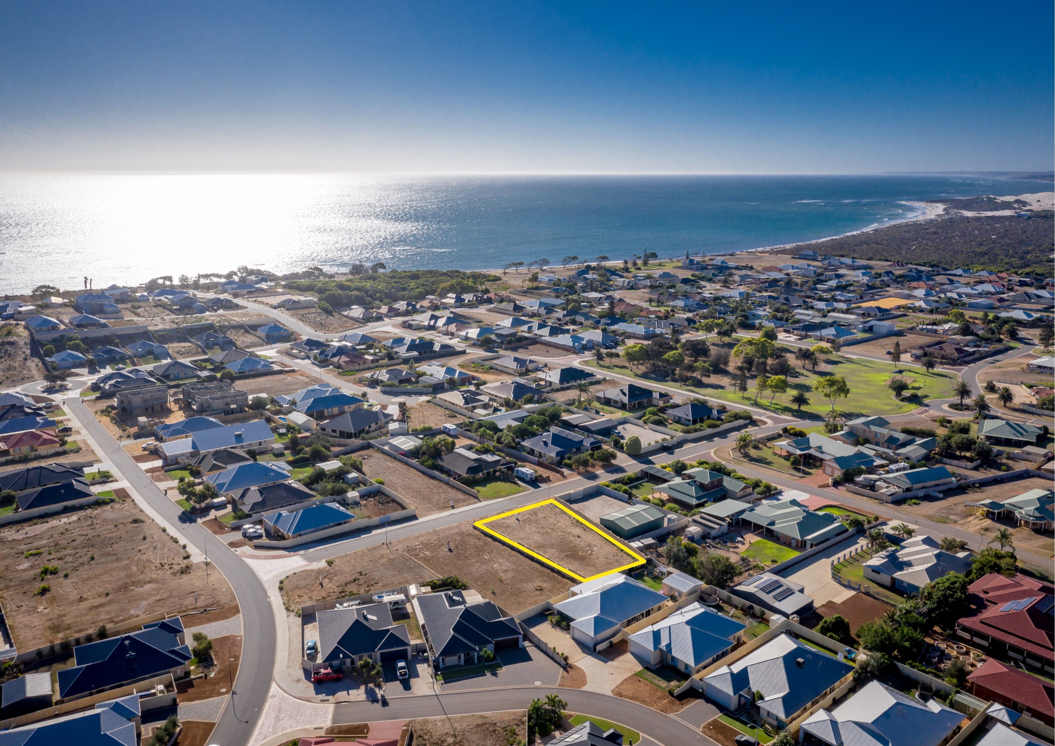 43 Waterfront Circle, Drummond Cove, WA 6532