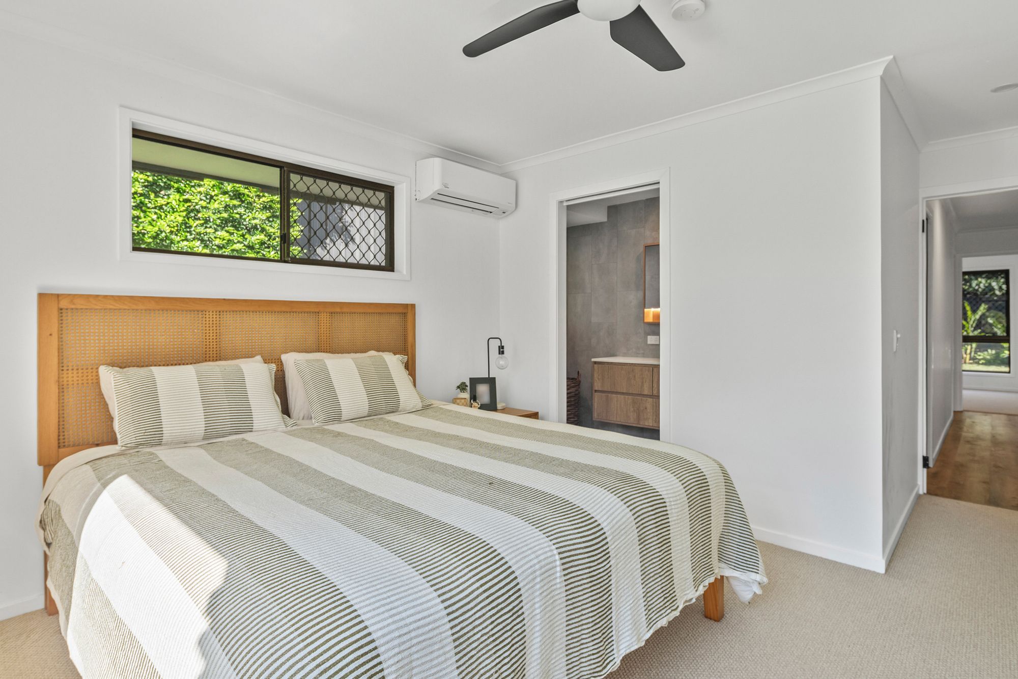 34 Whitian Drive — photo 10 of 24