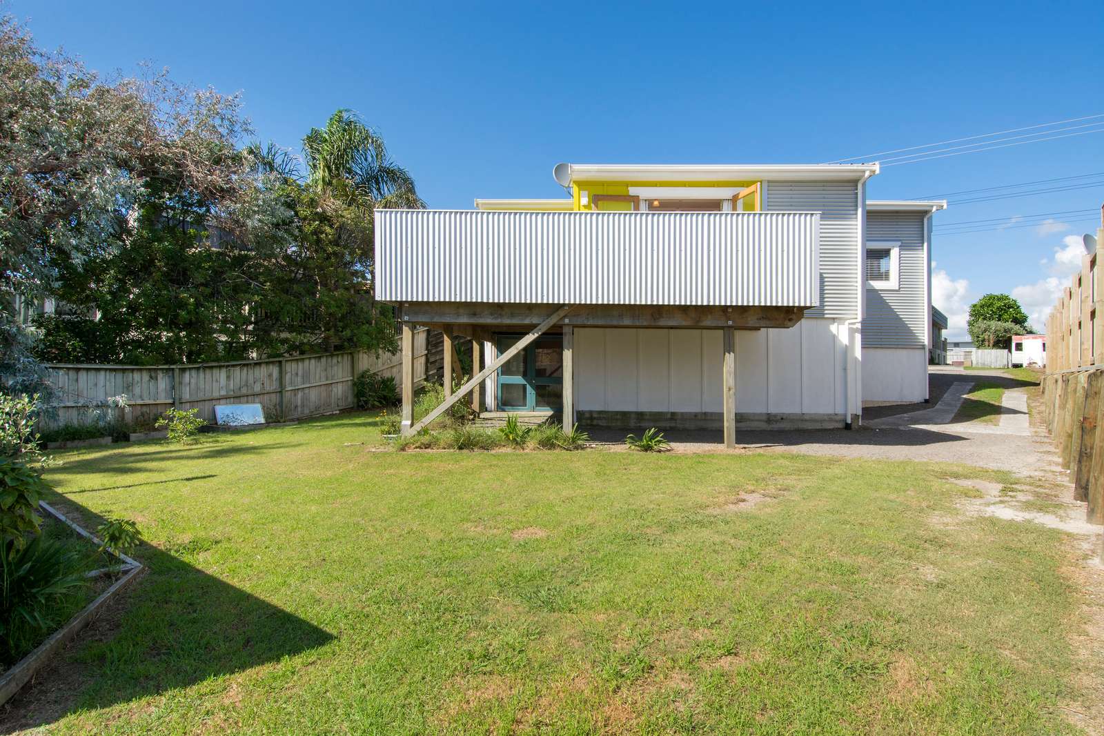 1231 Papamoa Beach Road, Papamoa, Tauranga City Real Estate Ray