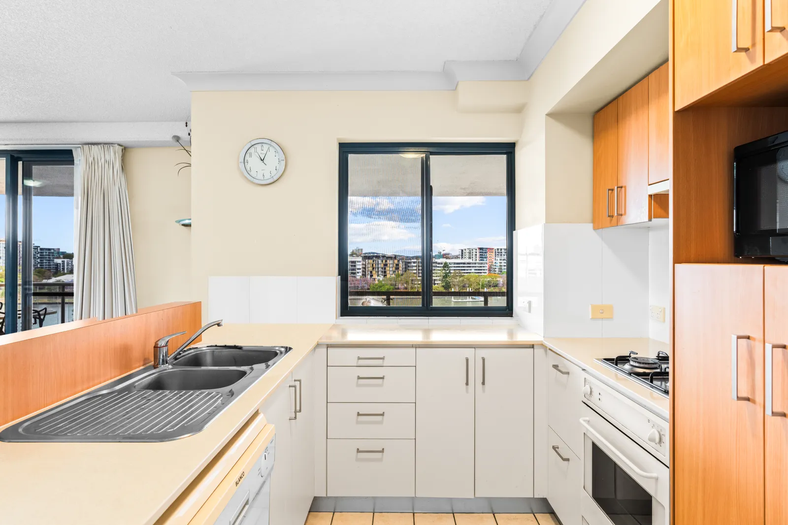 903/21 Patrick Lane, Toowong