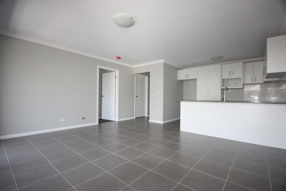 8/22 Vicary Avenue, Elderslie, NSW 2570