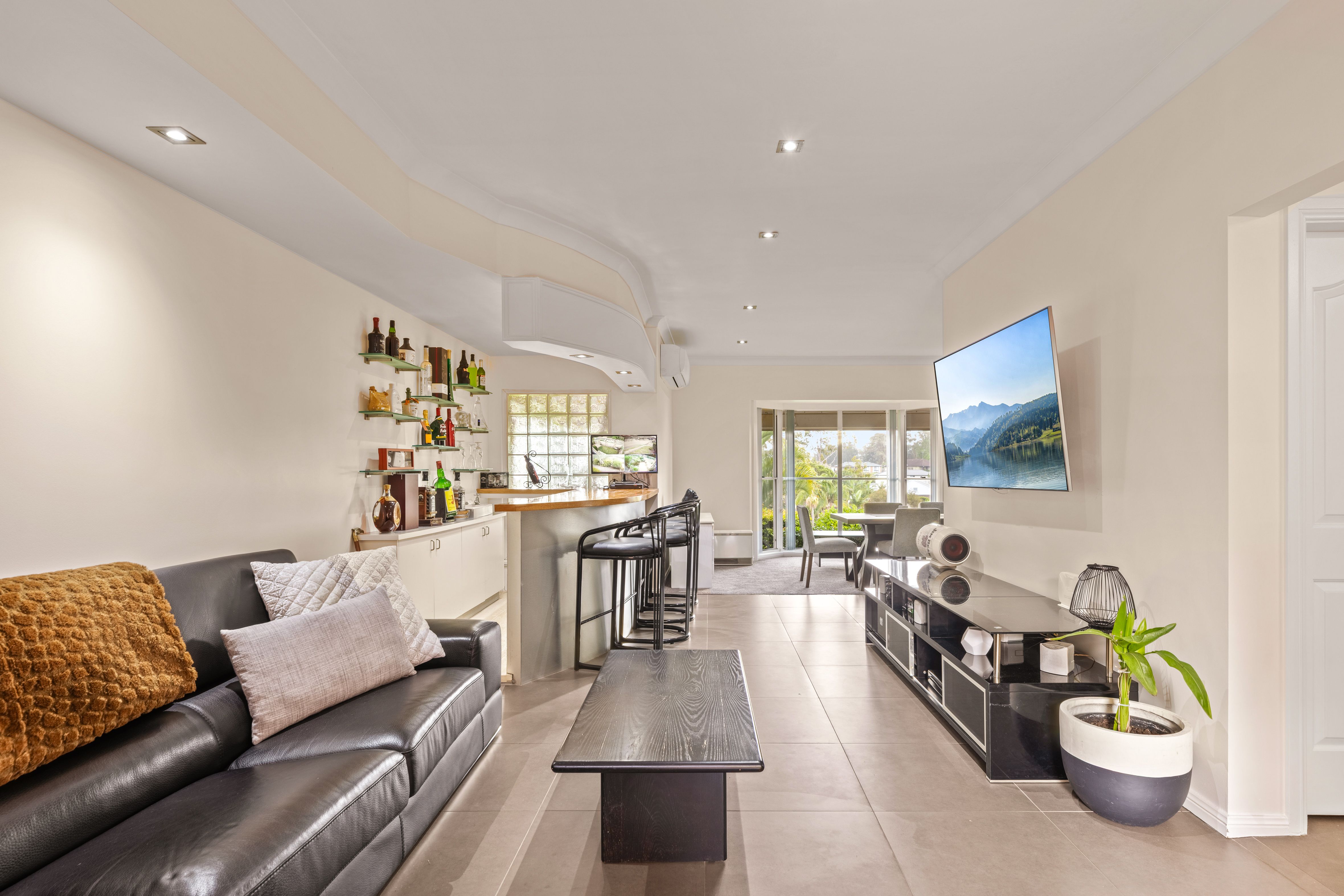 2 Montague Street — photo 9 of 22