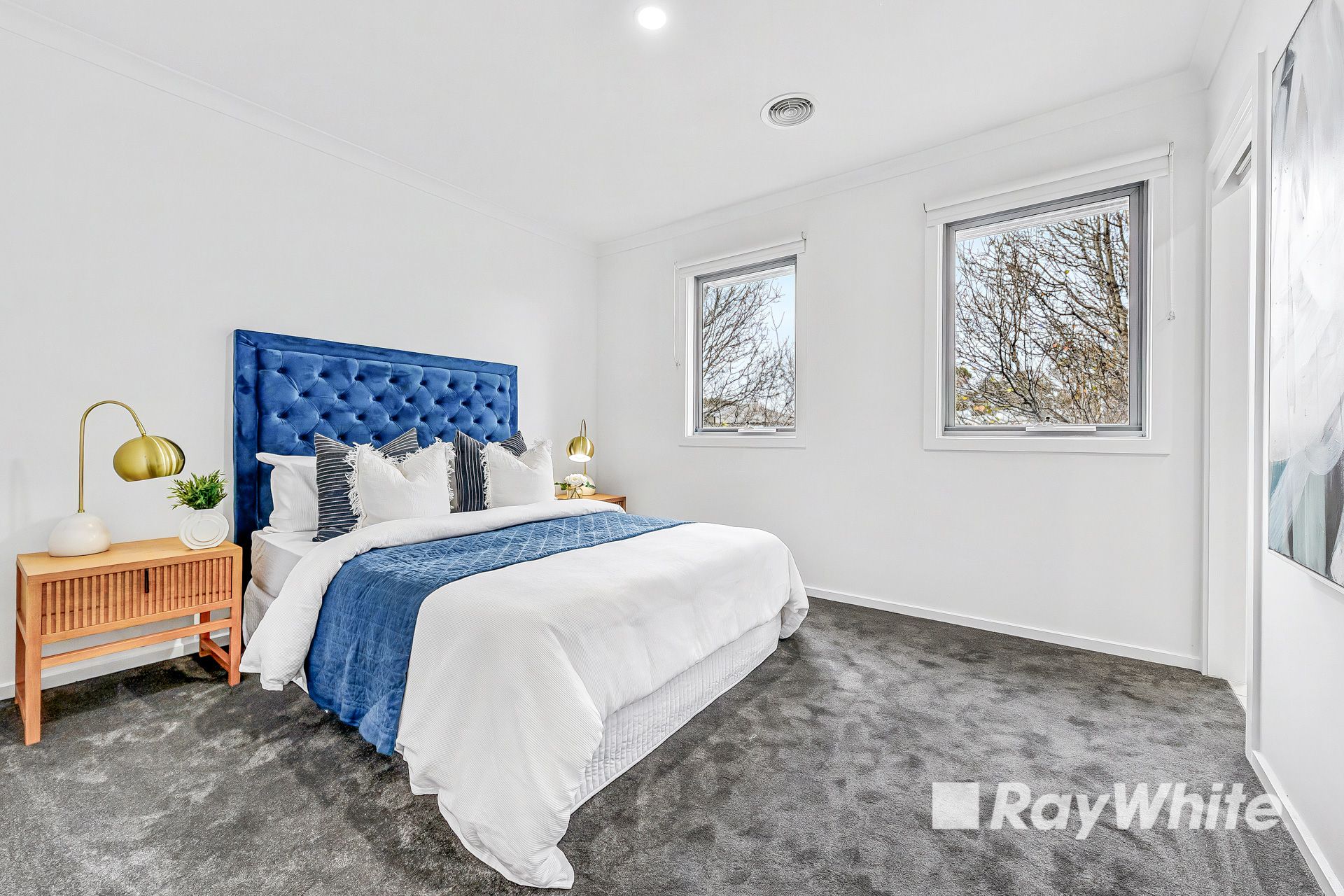16 Everitt Street — photo 6 of 13
