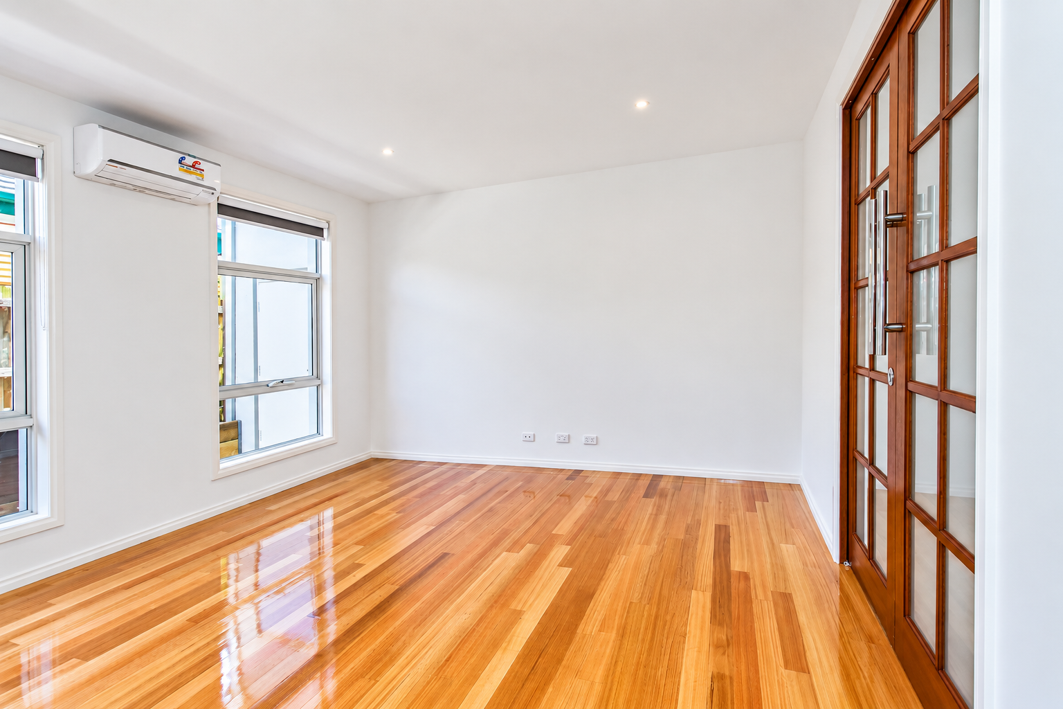 12B Austin Street — photo 4 of 8