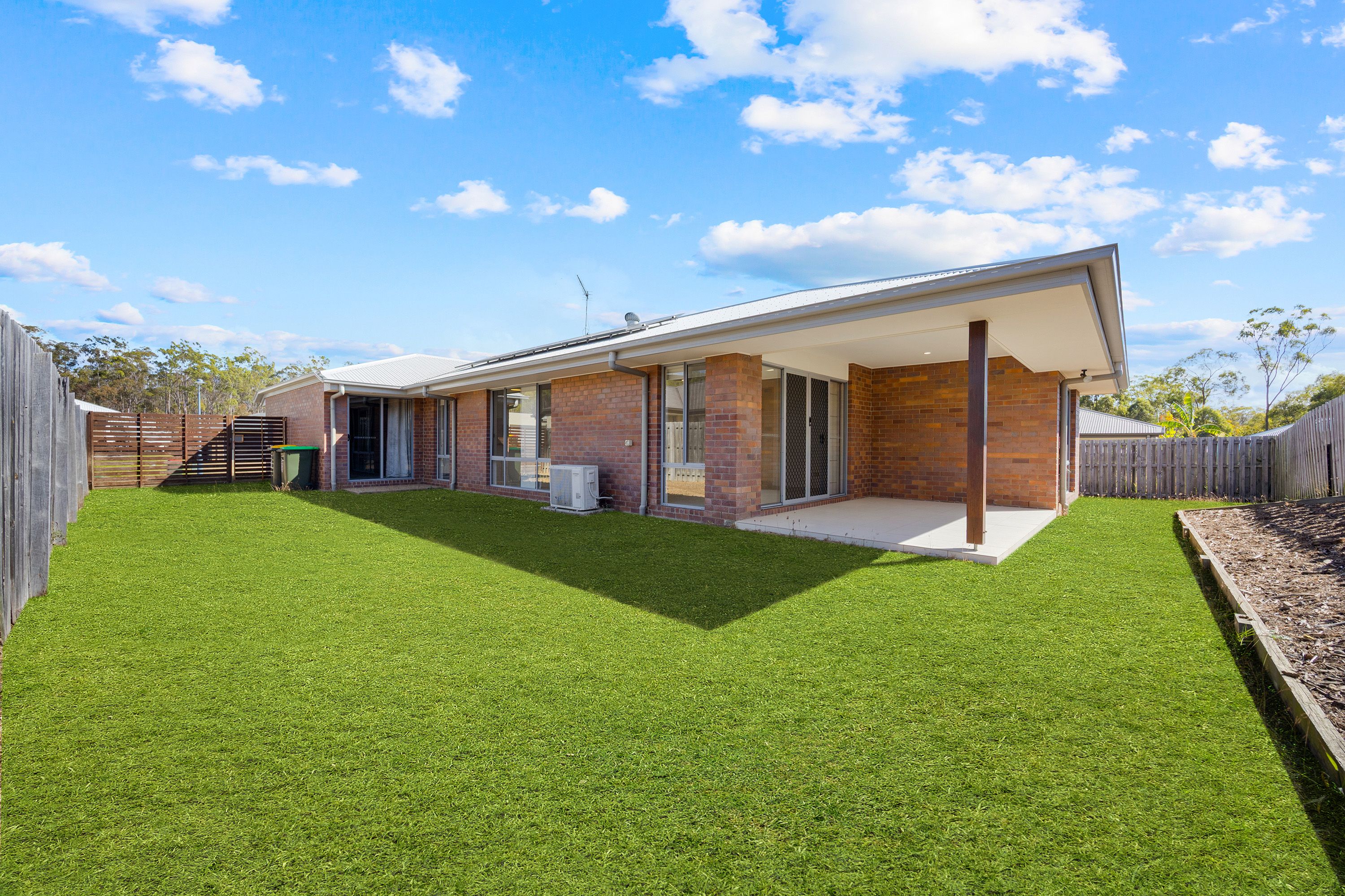 48 Cornforth Crescent, Kirkwood, QLD 4680