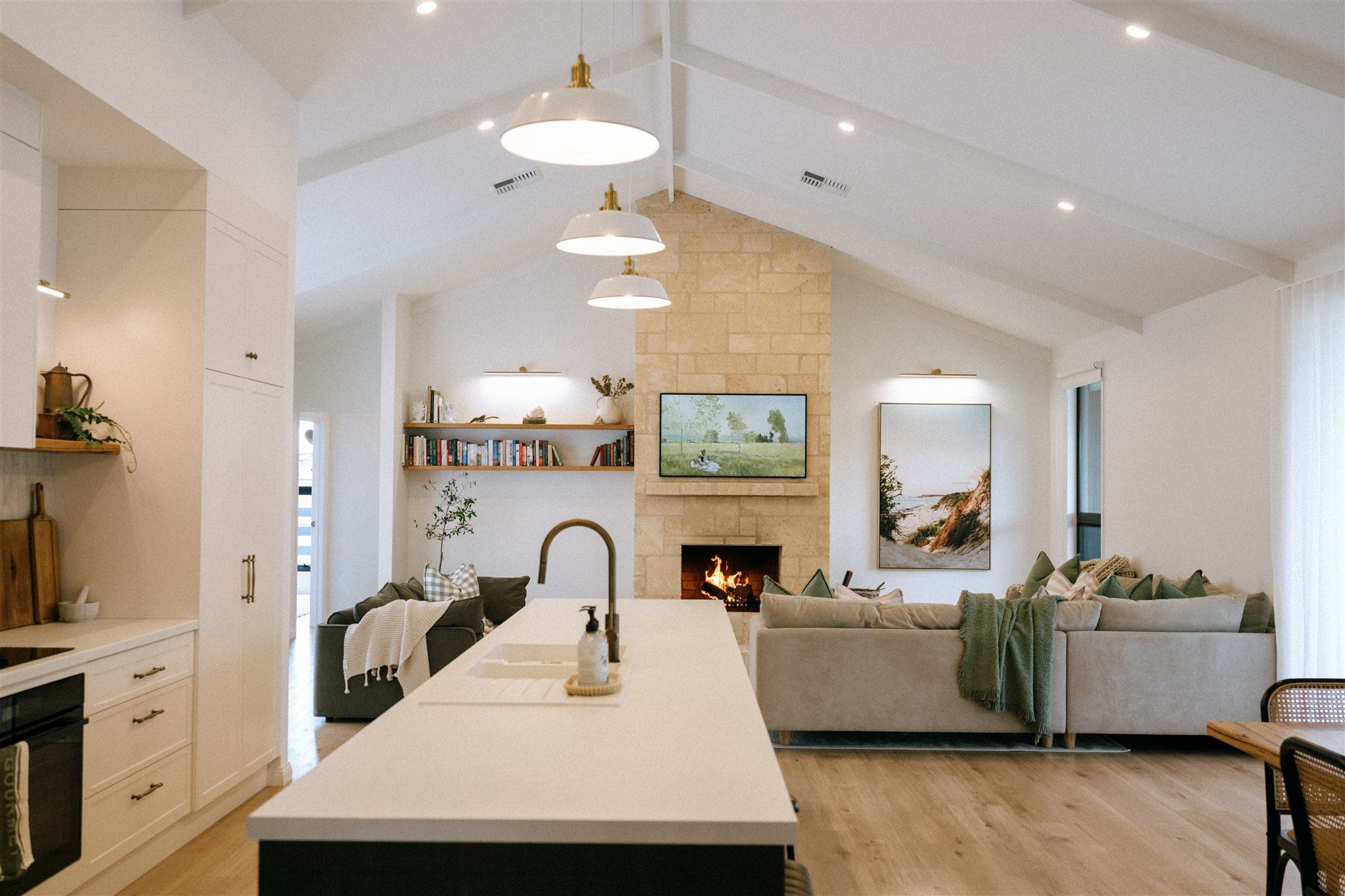 19 De Guichen Drive, Robe, SA 5276