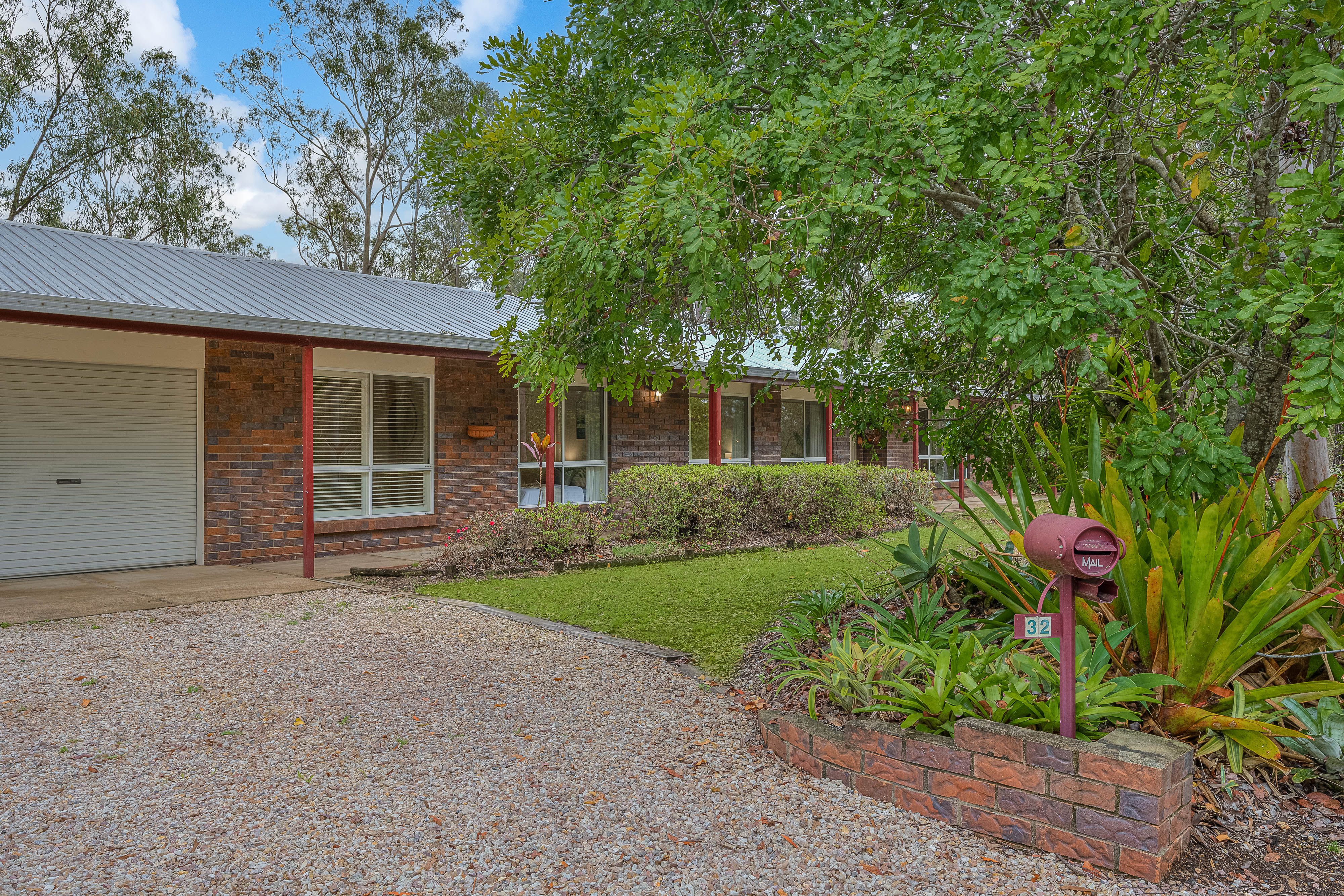32 Eurambeen Close, Karana Downs QLD 4306